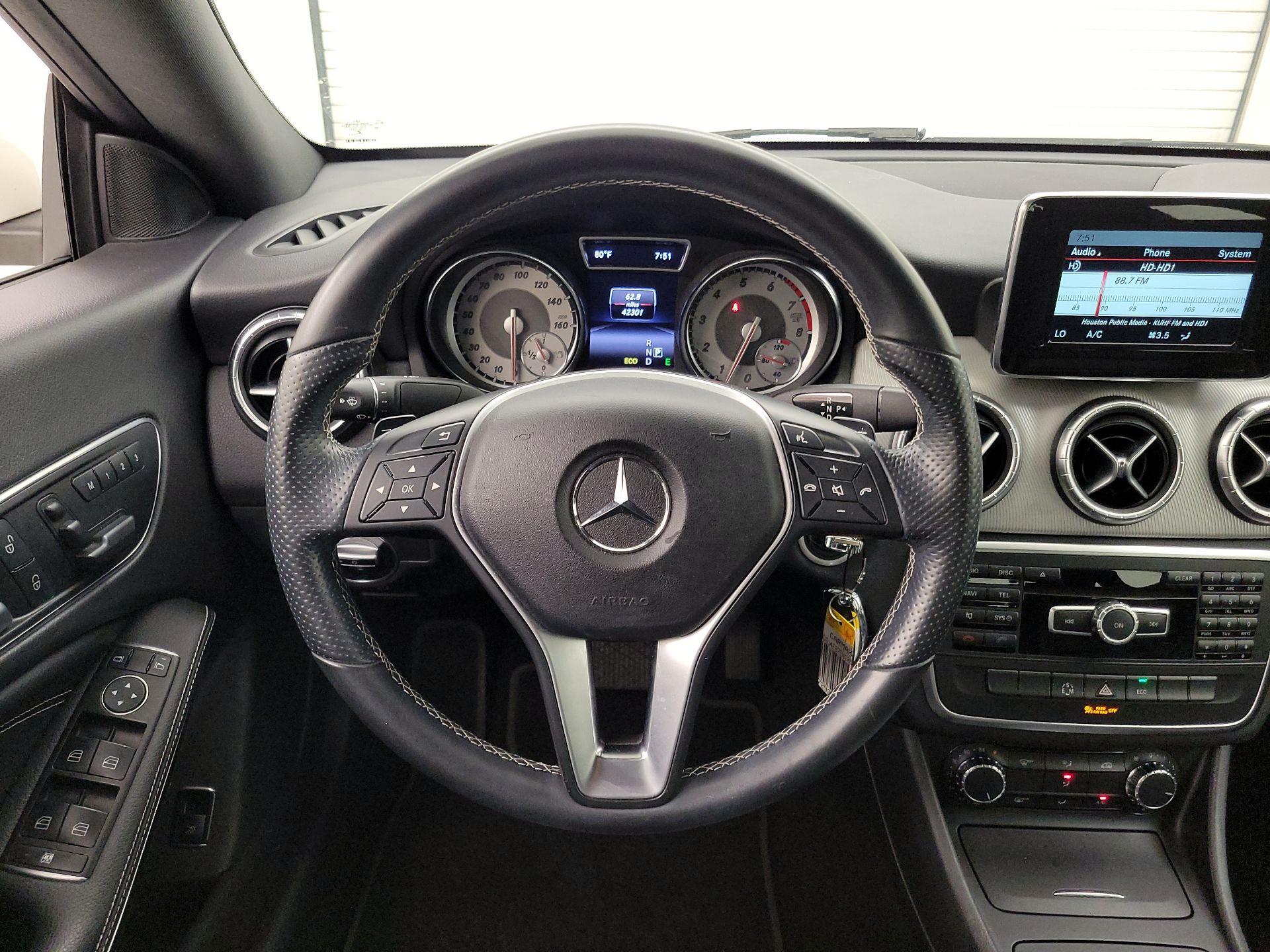 Thumbnail: 2014 Mercedes-Benz CLA - 10
