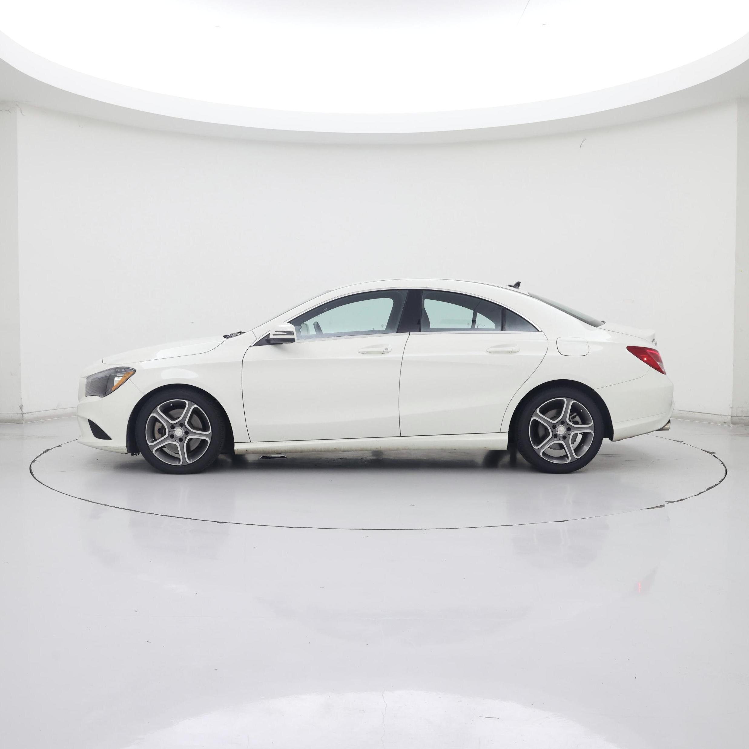 Thumbnail: 2014 Mercedes-Benz CLA - 3