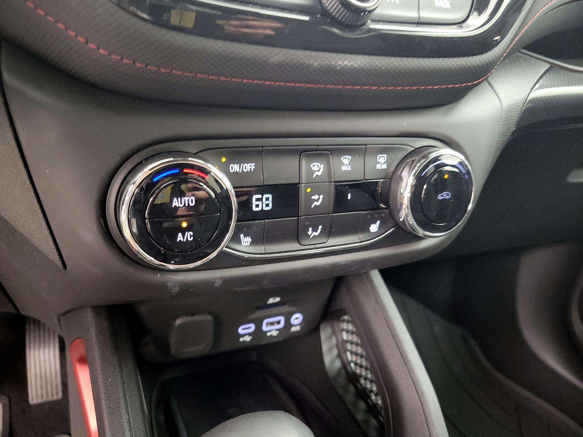 Thumbnail: 2023 Chevrolet TrailBlazer - 16