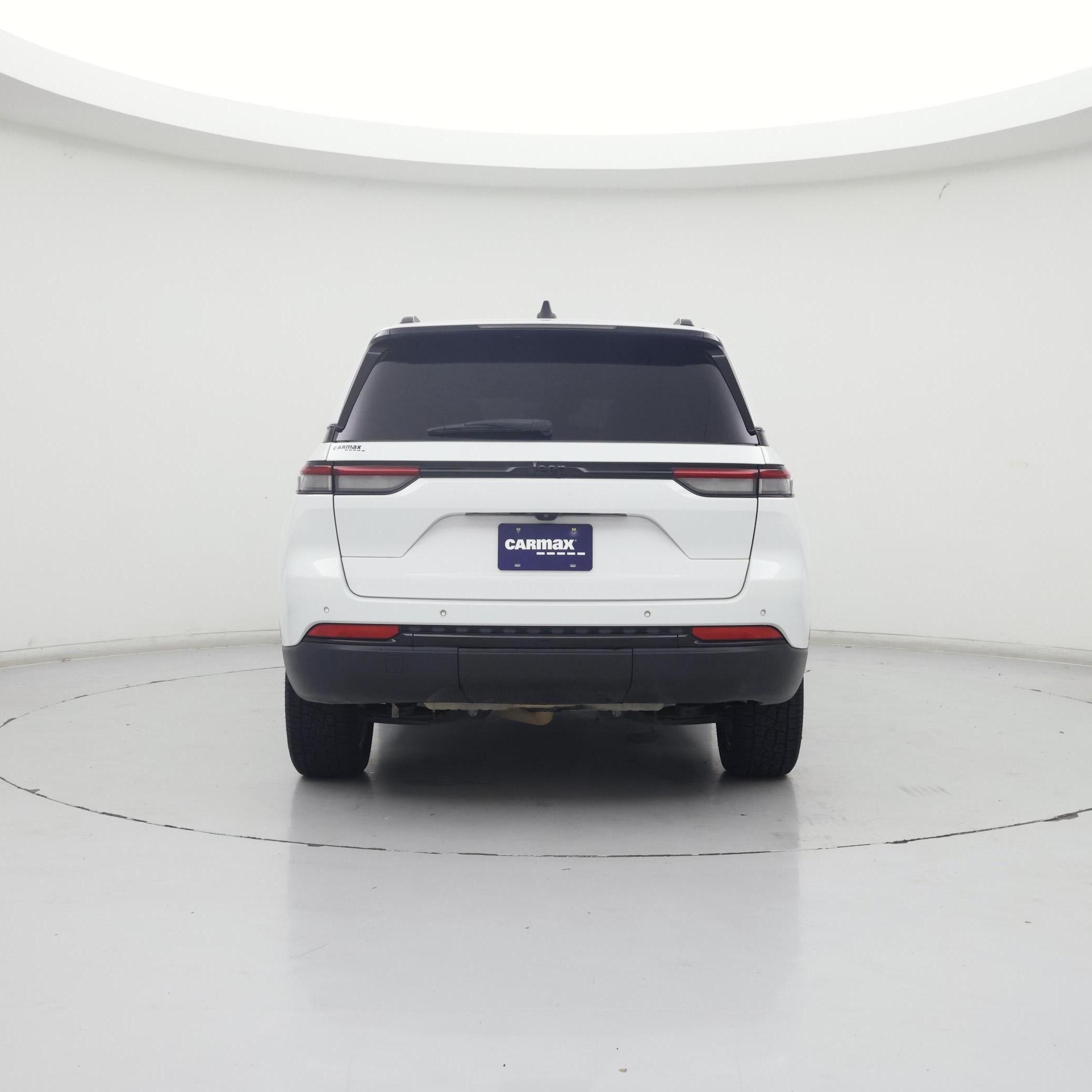 Thumbnail: 2023 Jeep Grand Cherokee - 6