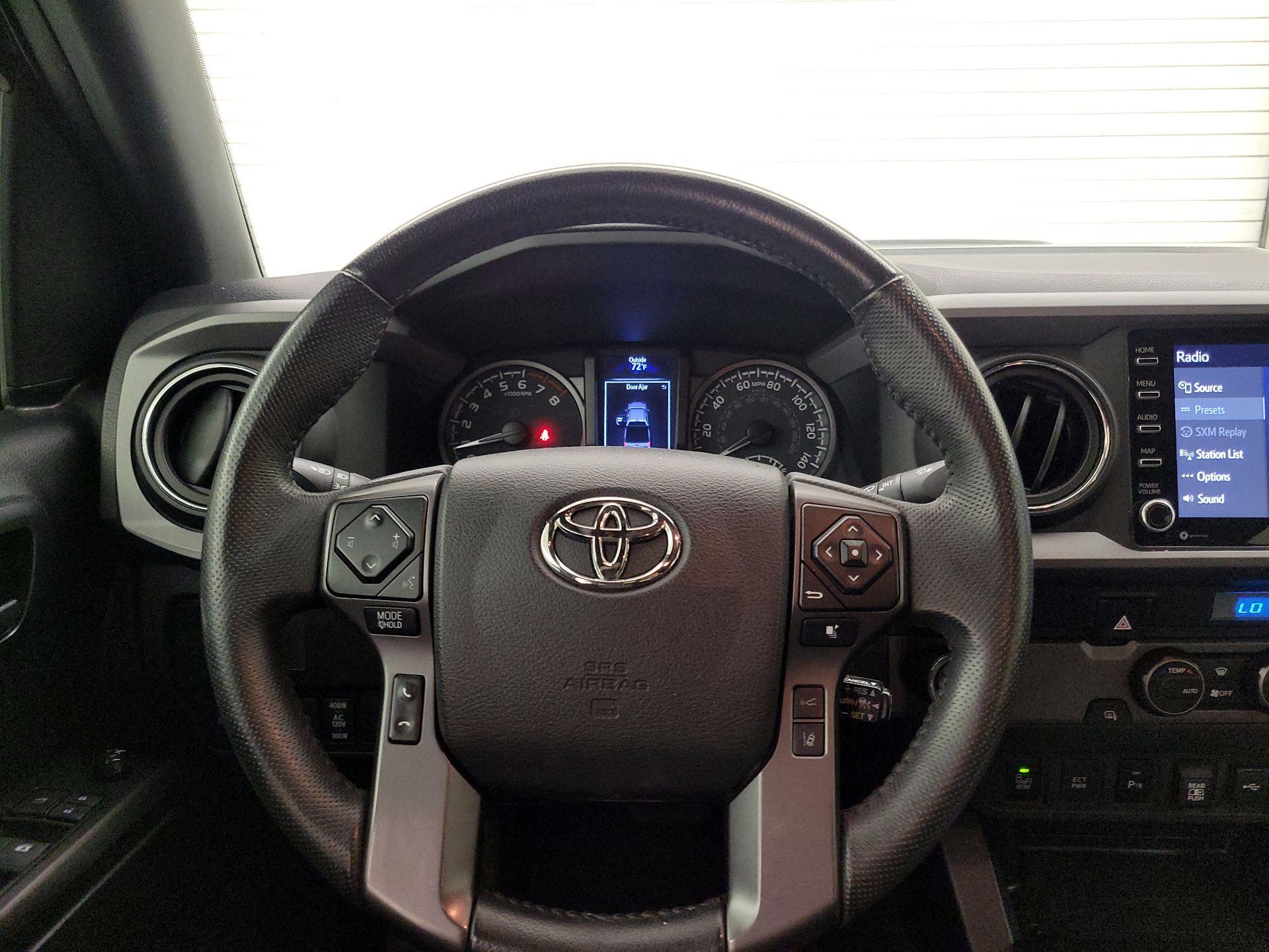 Thumbnail: 2022 Toyota Tacoma - 10