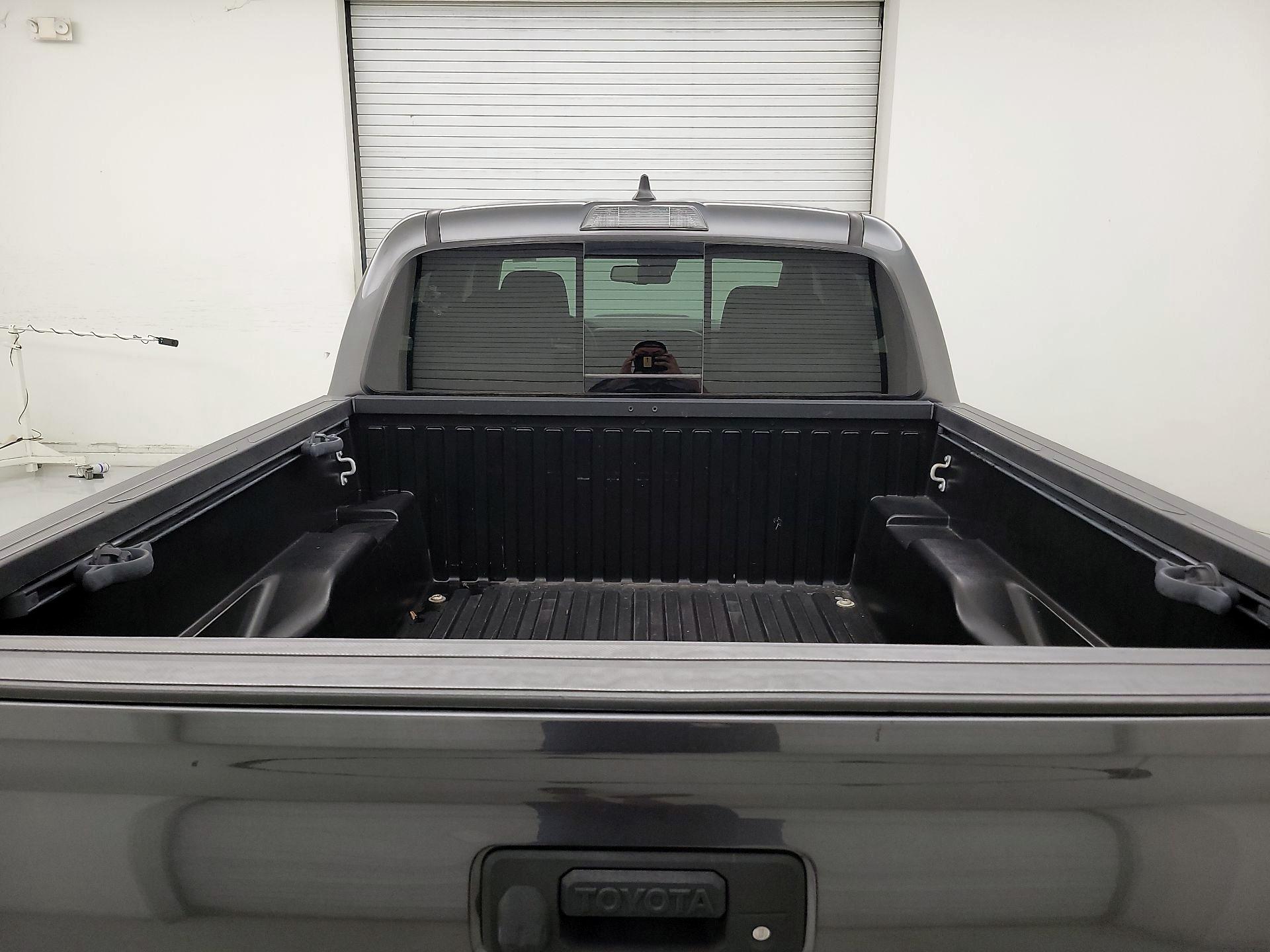Thumbnail: 2022 Toyota Tacoma - 20