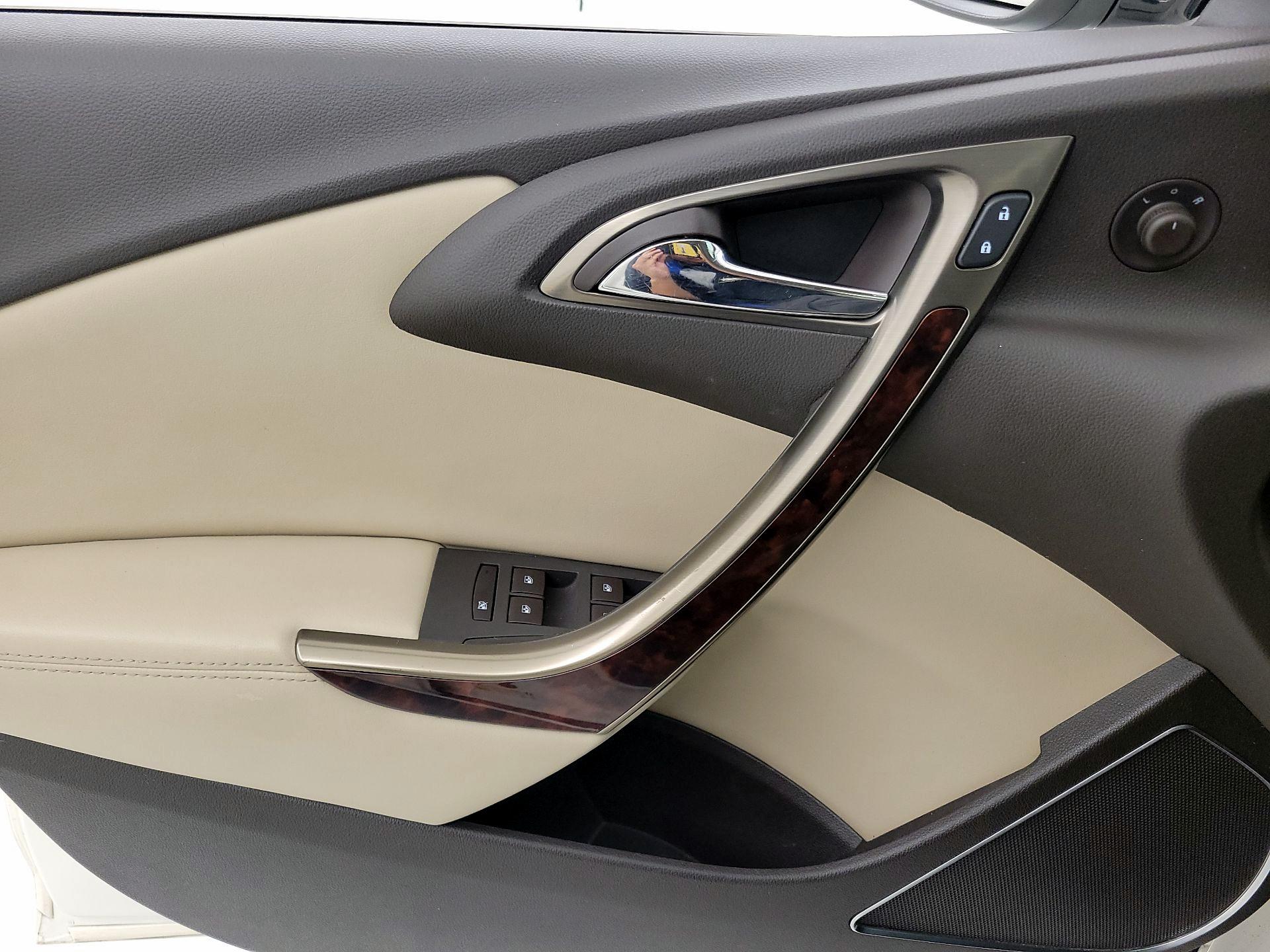 Thumbnail: 2015 Buick Verano - 12