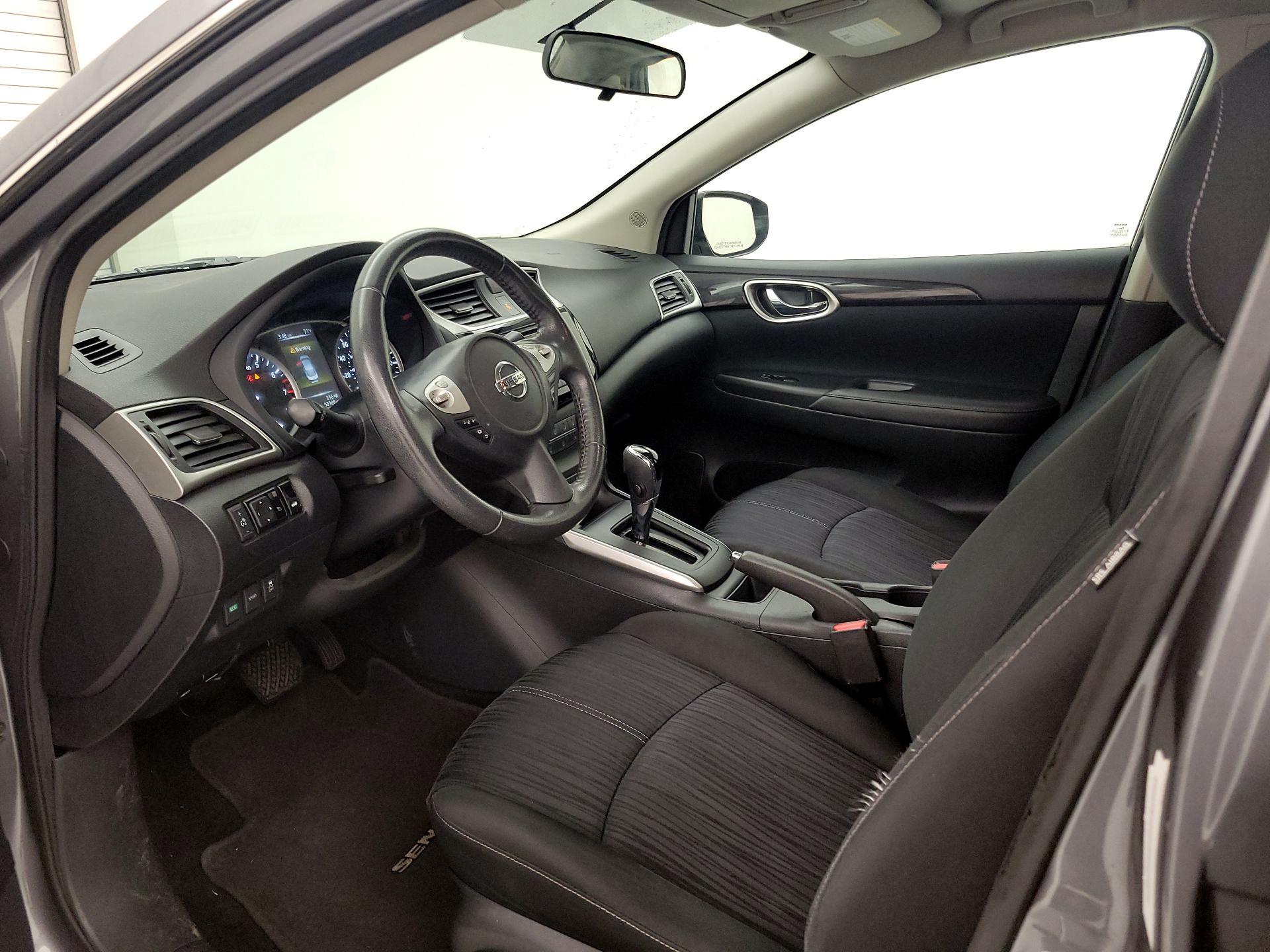 Thumbnail: 2017 Nissan Sentra - 11