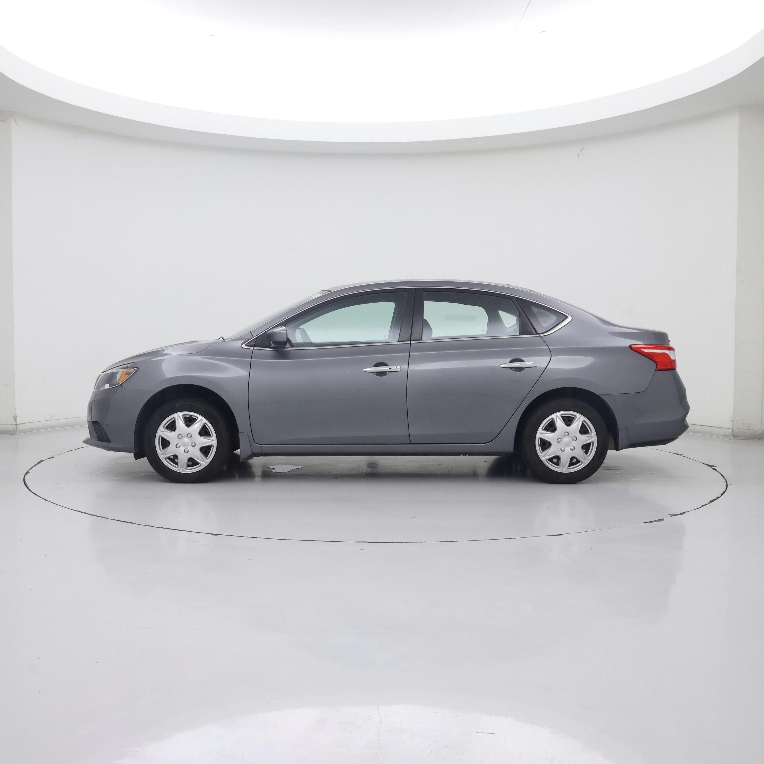 Thumbnail: 2017 Nissan Sentra - 3