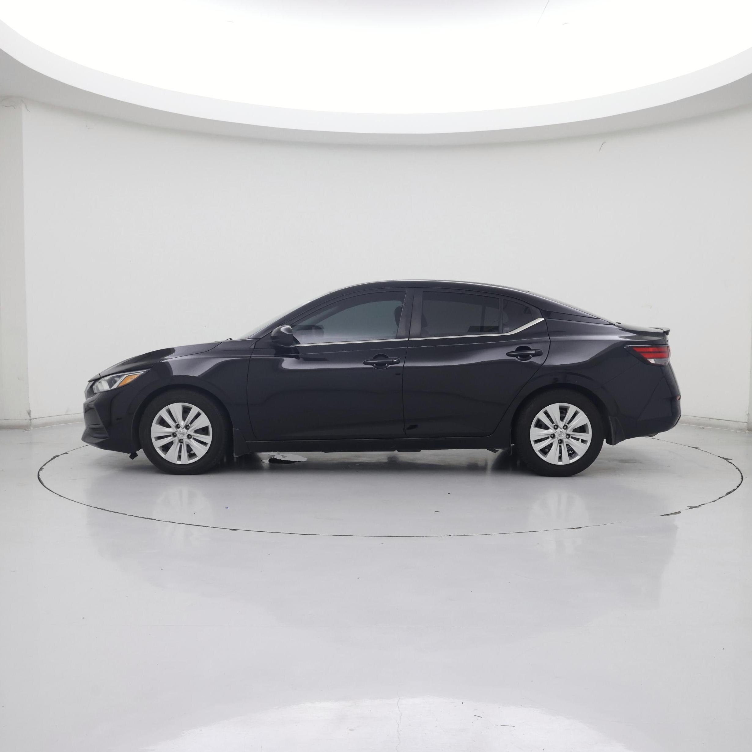 Thumbnail: 2021 Nissan Sentra - 3