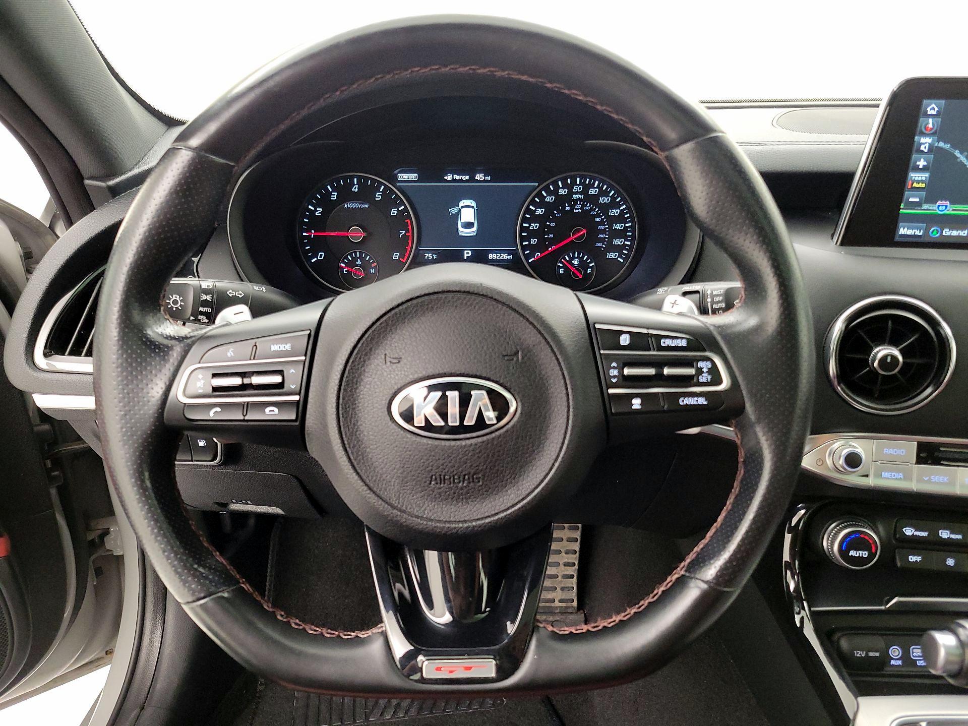 Thumbnail: 2019 Kia Stinger - 10