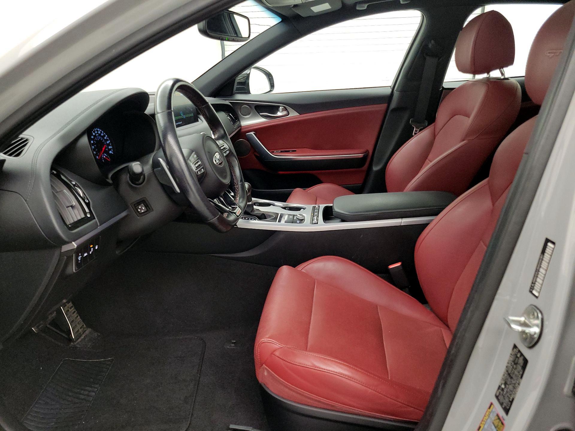 Thumbnail: 2019 Kia Stinger - 11