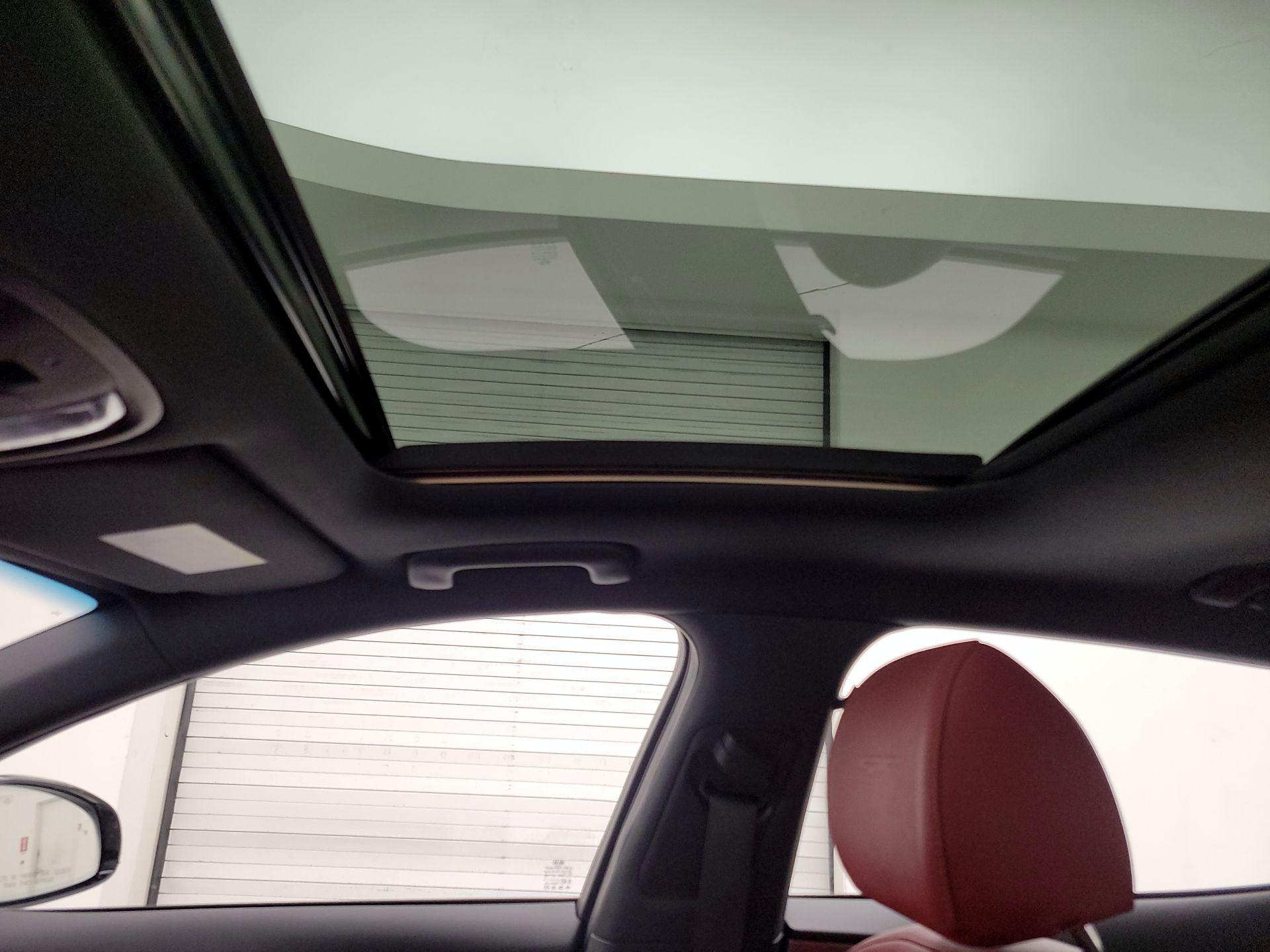 Thumbnail: 2019 Kia Stinger - 20