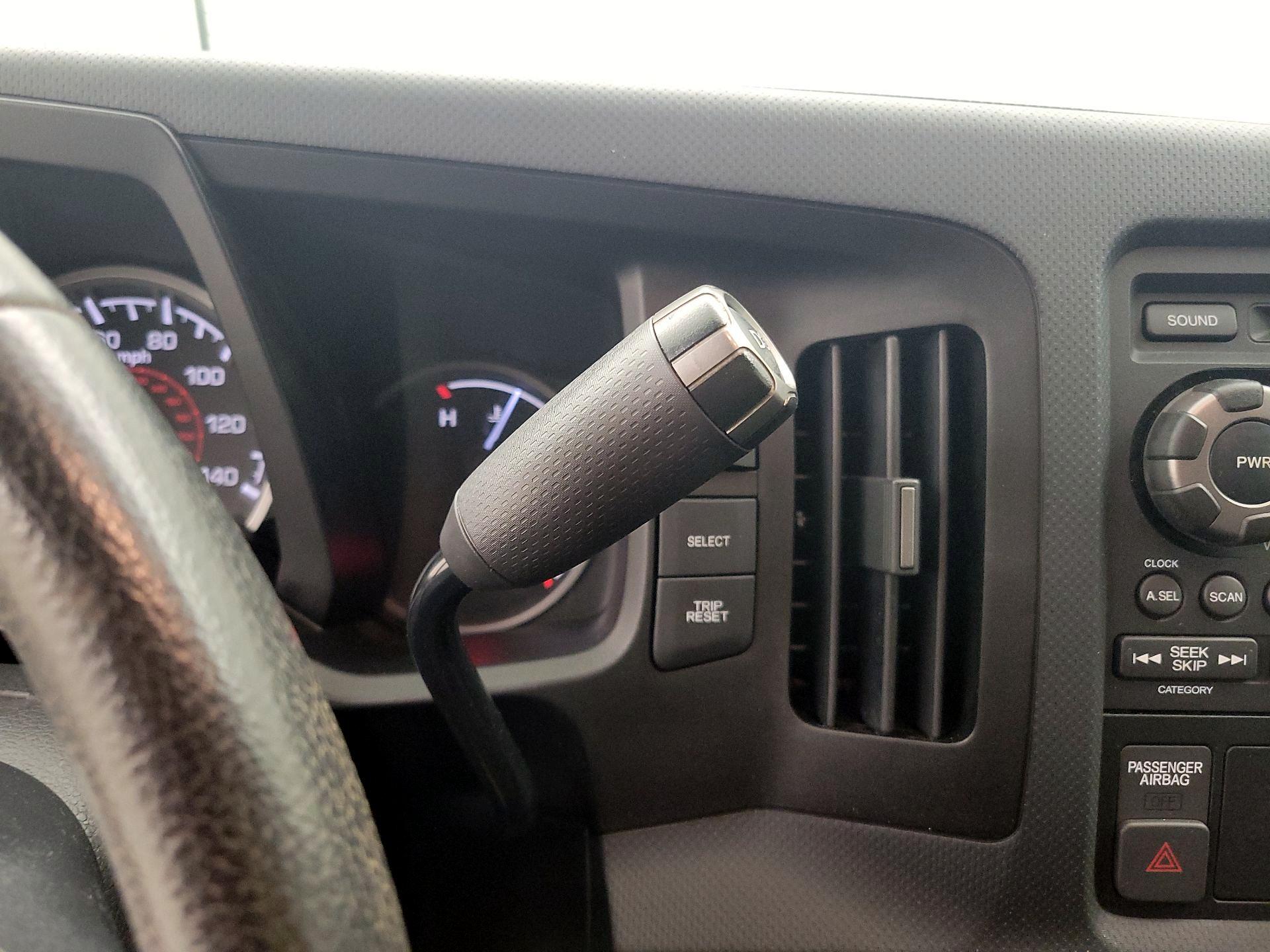 Thumbnail: 2014 Honda Ridgeline - 17