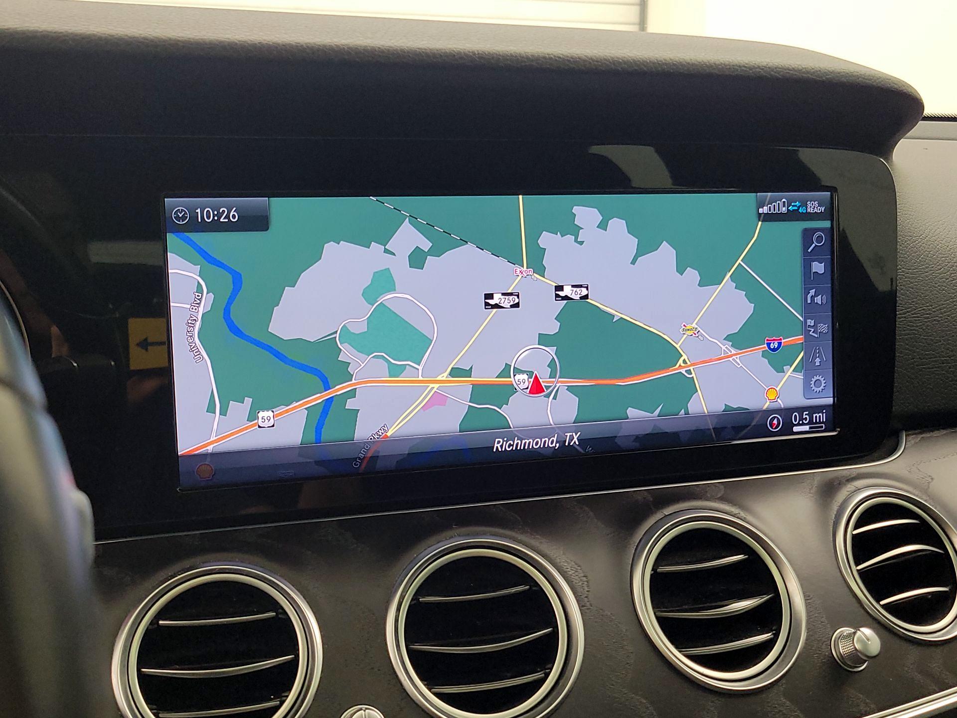 Thumbnail: 2019 Mercedes-Benz E-Class - 14