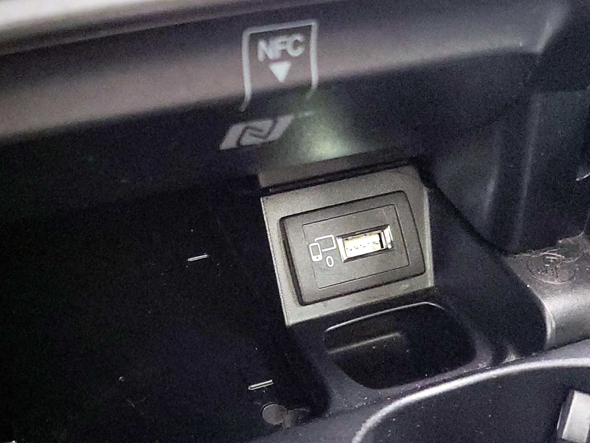 Thumbnail: 2019 Mercedes-Benz E-Class - 19