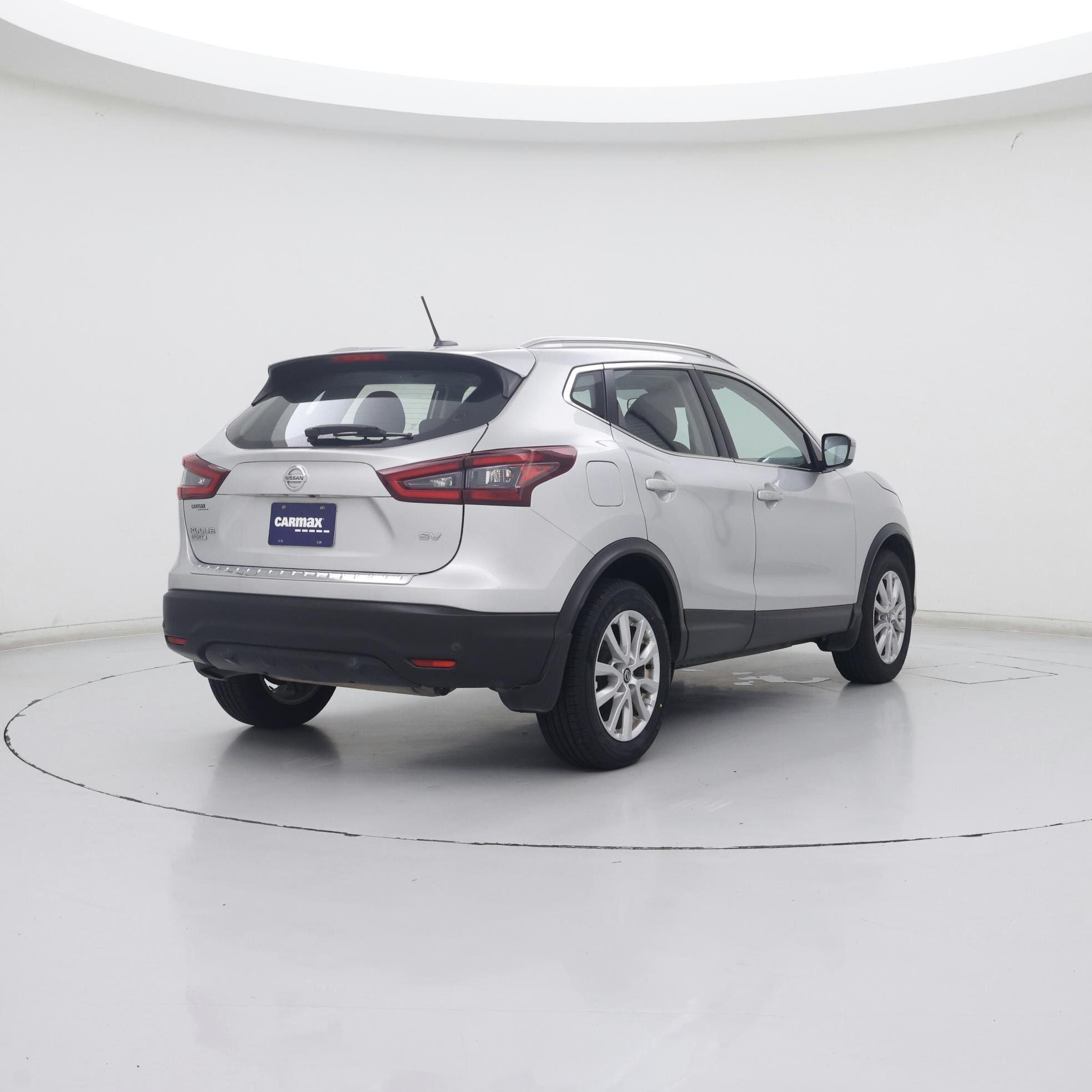 Thumbnail: 2020 Nissan Rogue Sport - 8