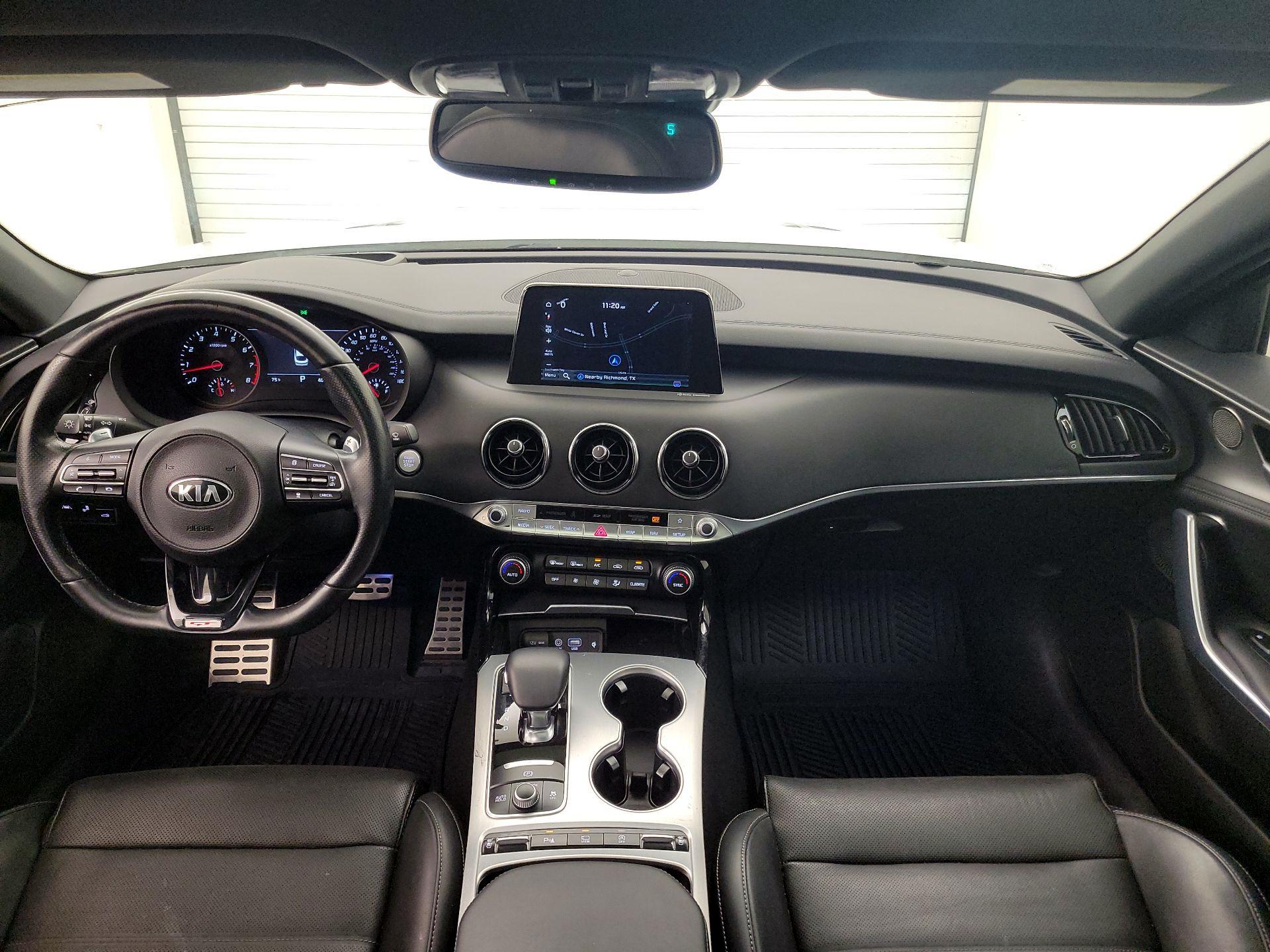 Thumbnail: 2019 Kia Stinger - 9