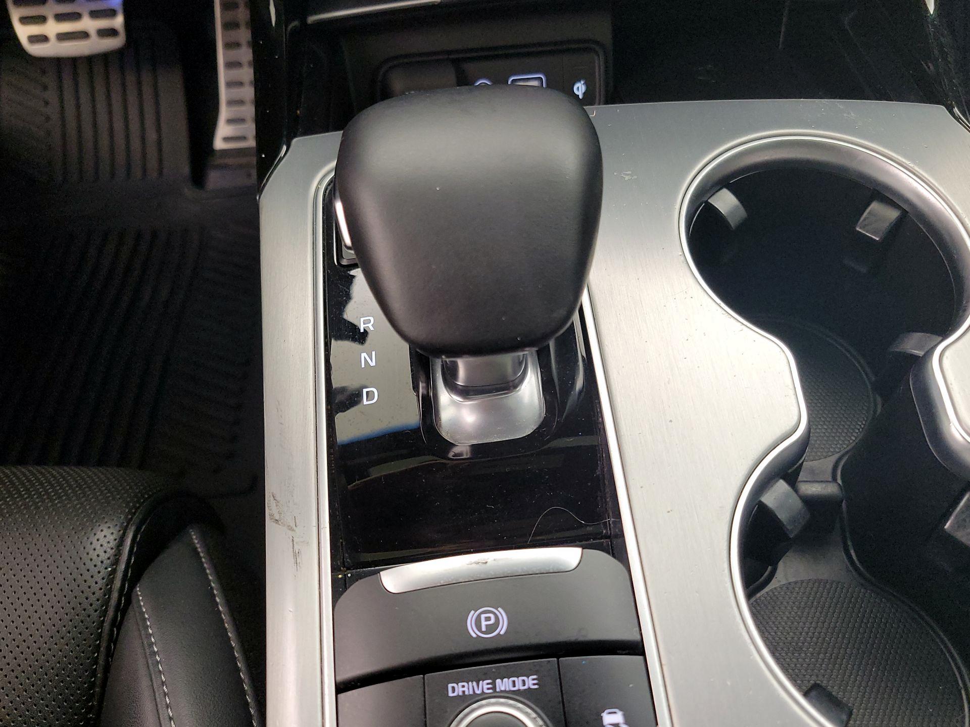 Thumbnail: 2019 Kia Stinger - 18