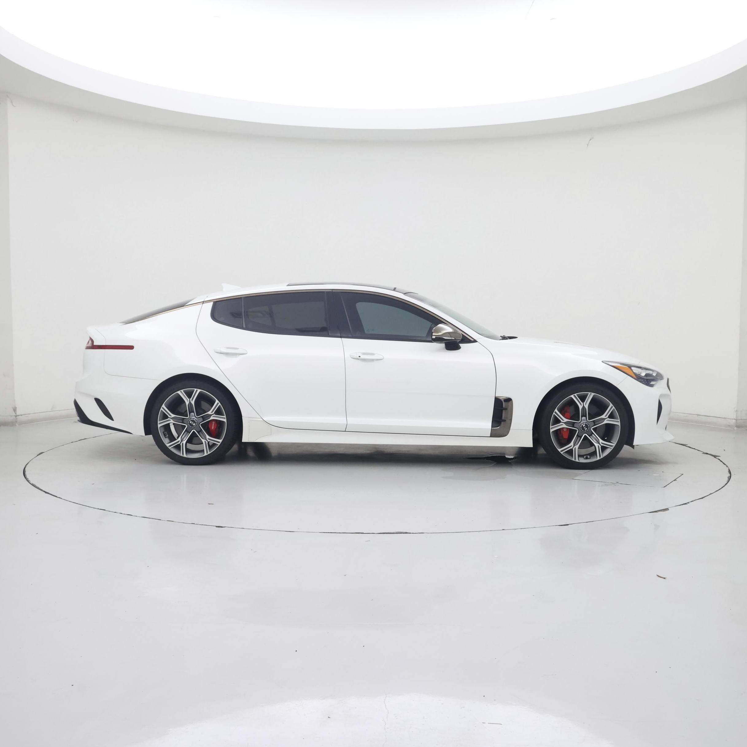 Thumbnail: 2019 Kia Stinger - 7