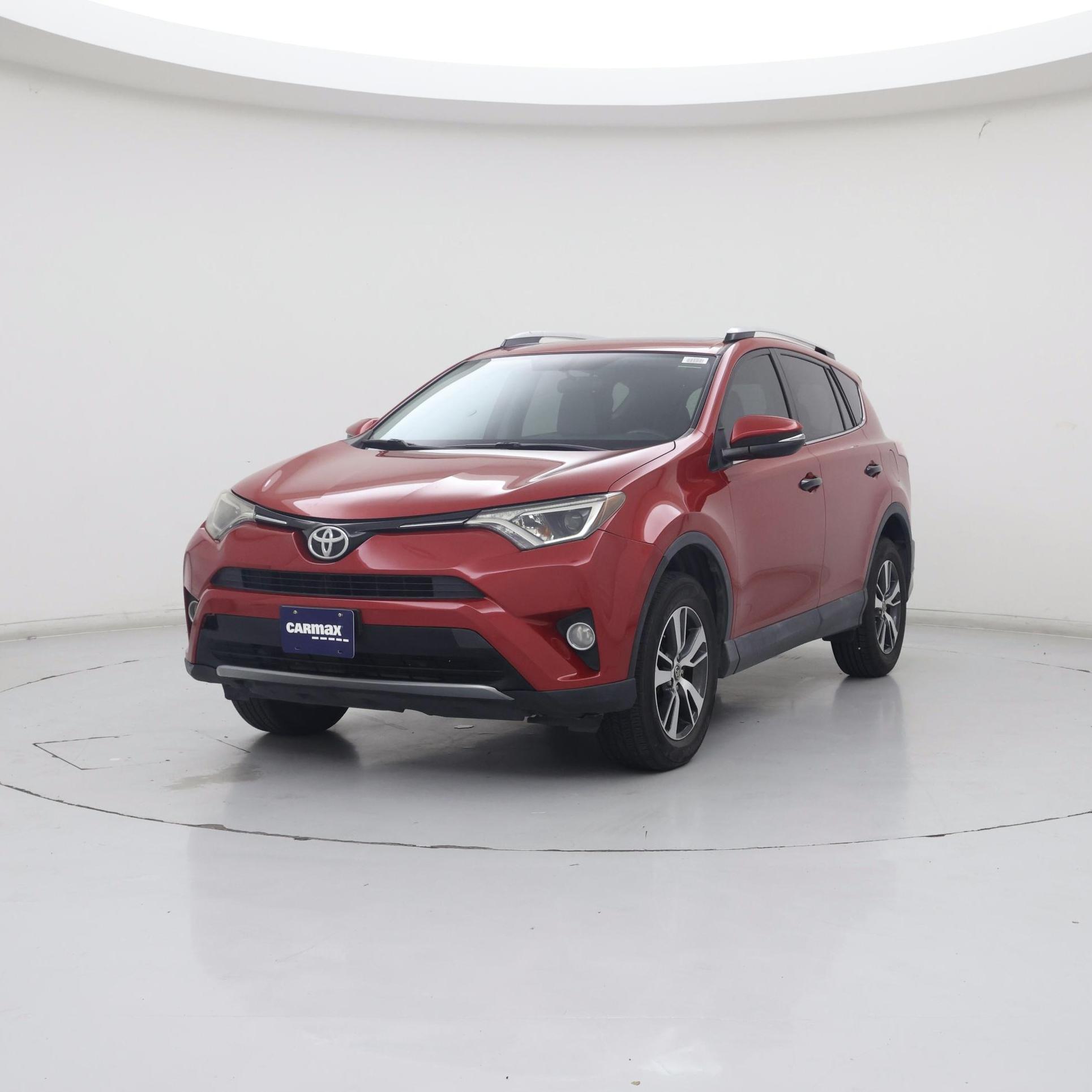 Thumbnail: 2016 Toyota RAV4 - 4