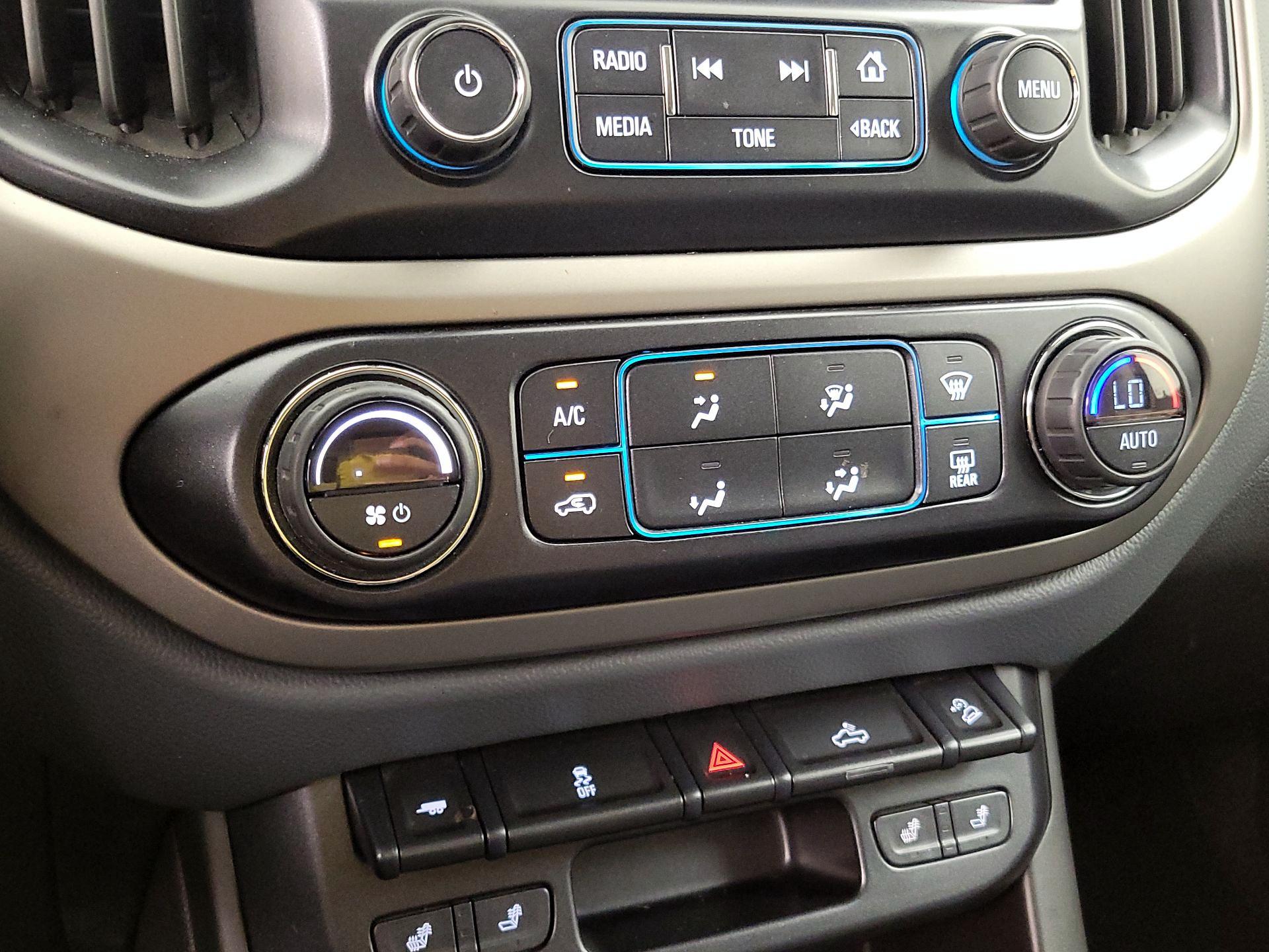 Thumbnail: 2016 Chevrolet Colorado - 16