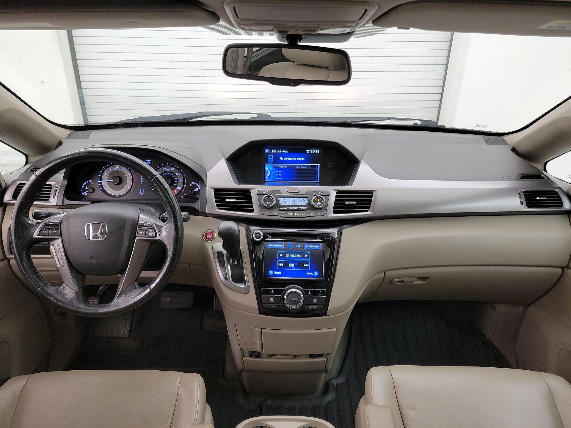 Thumbnail: 2015 Honda Odyssey - 9