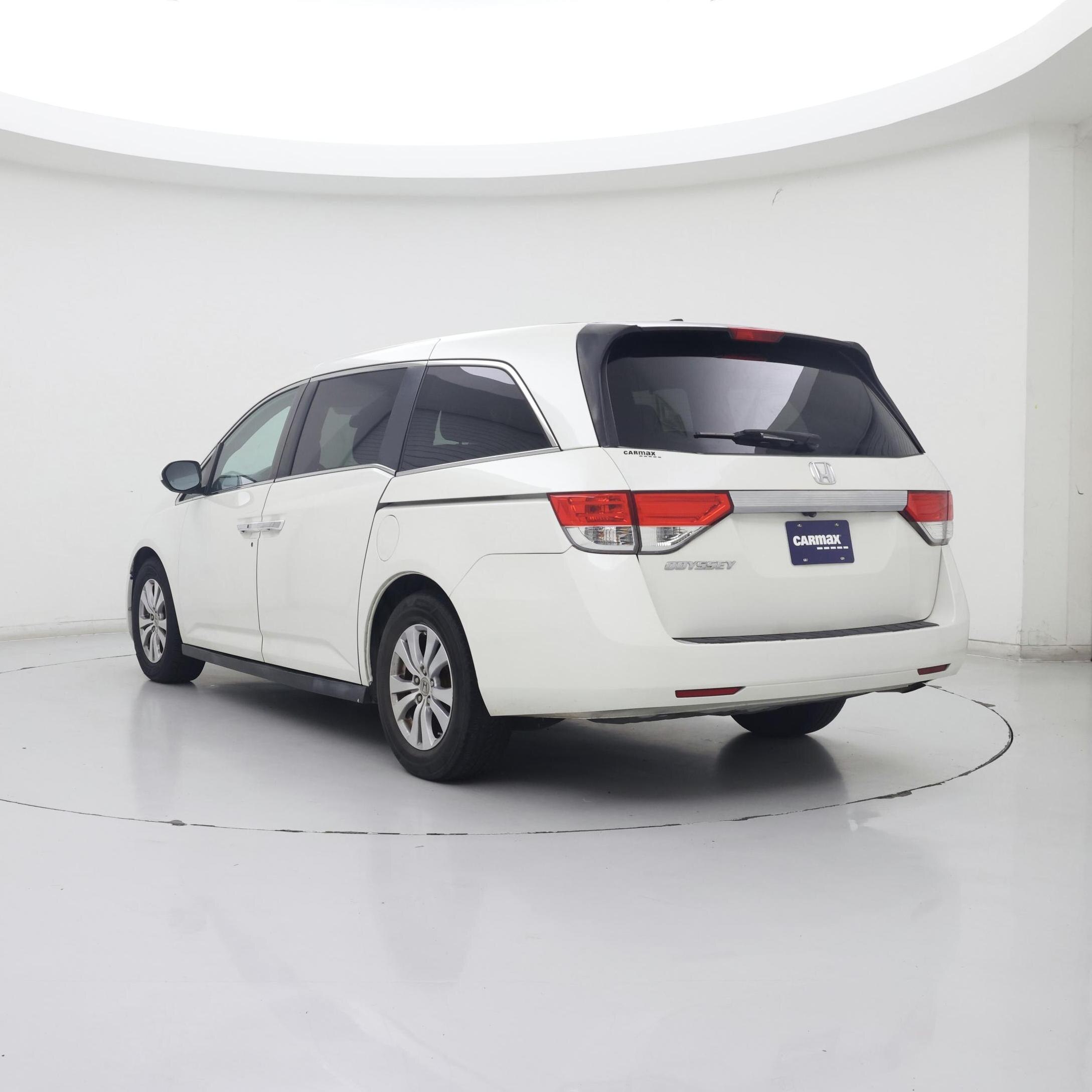 Thumbnail: 2015 Honda Odyssey - 2