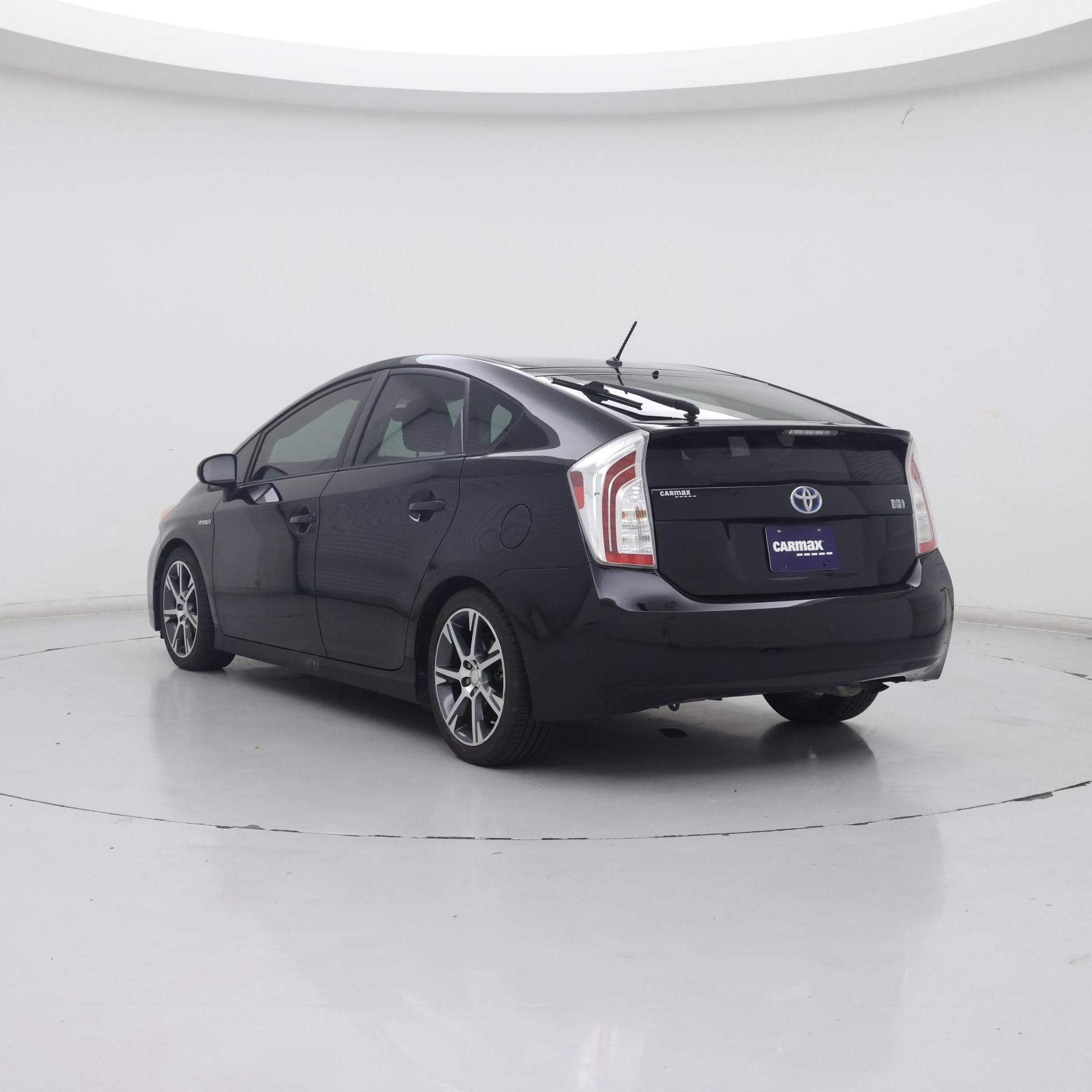 Thumbnail: 2013 Toyota Prius - 2