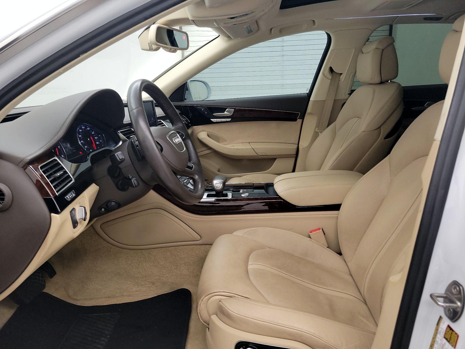 Thumbnail: 2014 Audi A8 - 11