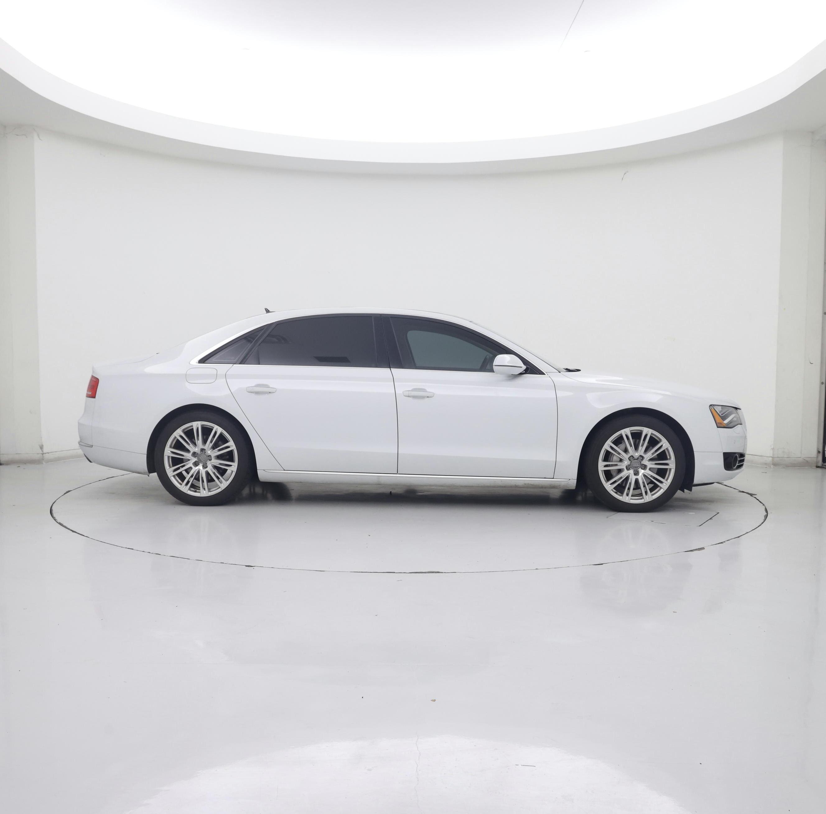Thumbnail: 2014 Audi A8 - 7