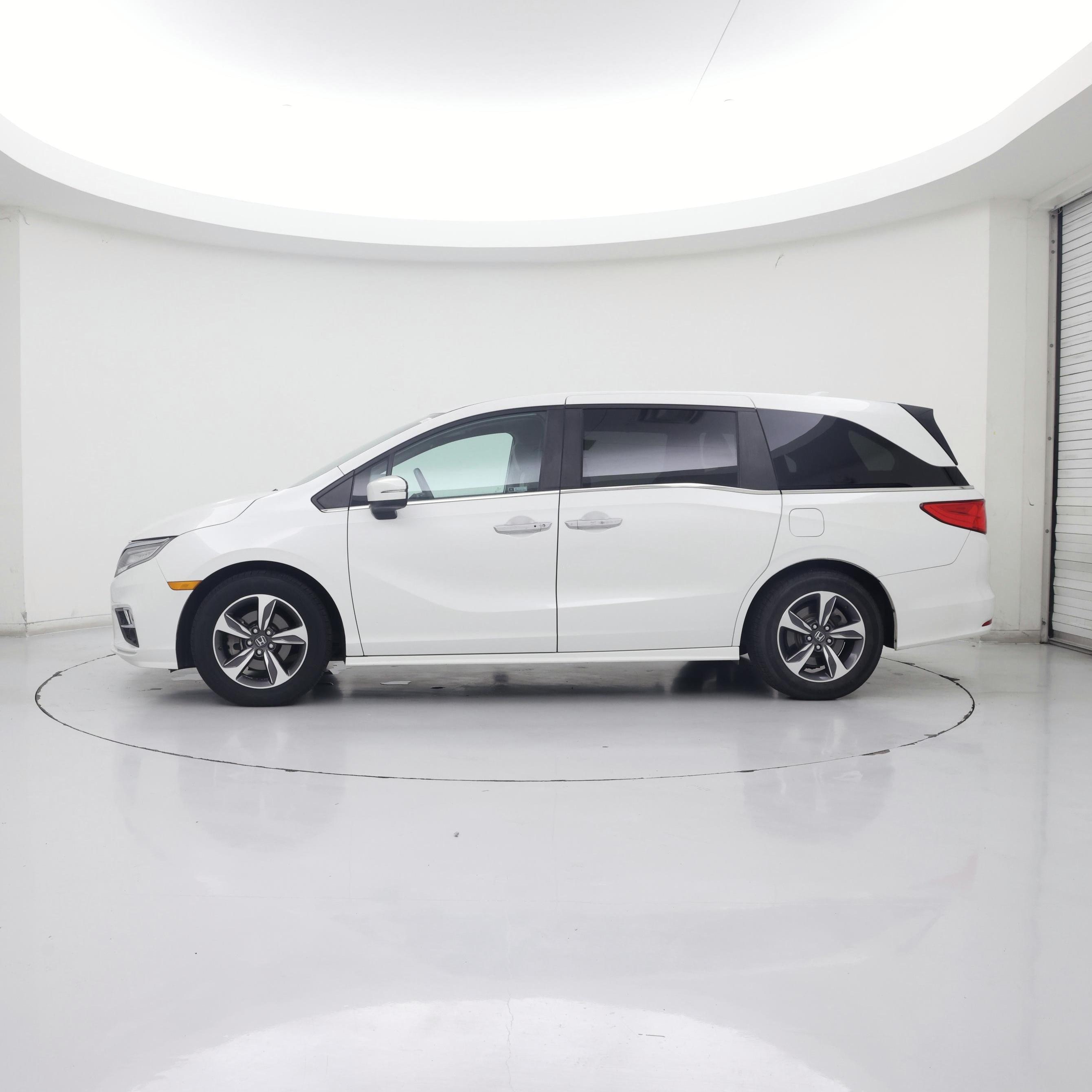 Thumbnail: 2020 Honda Odyssey - 3