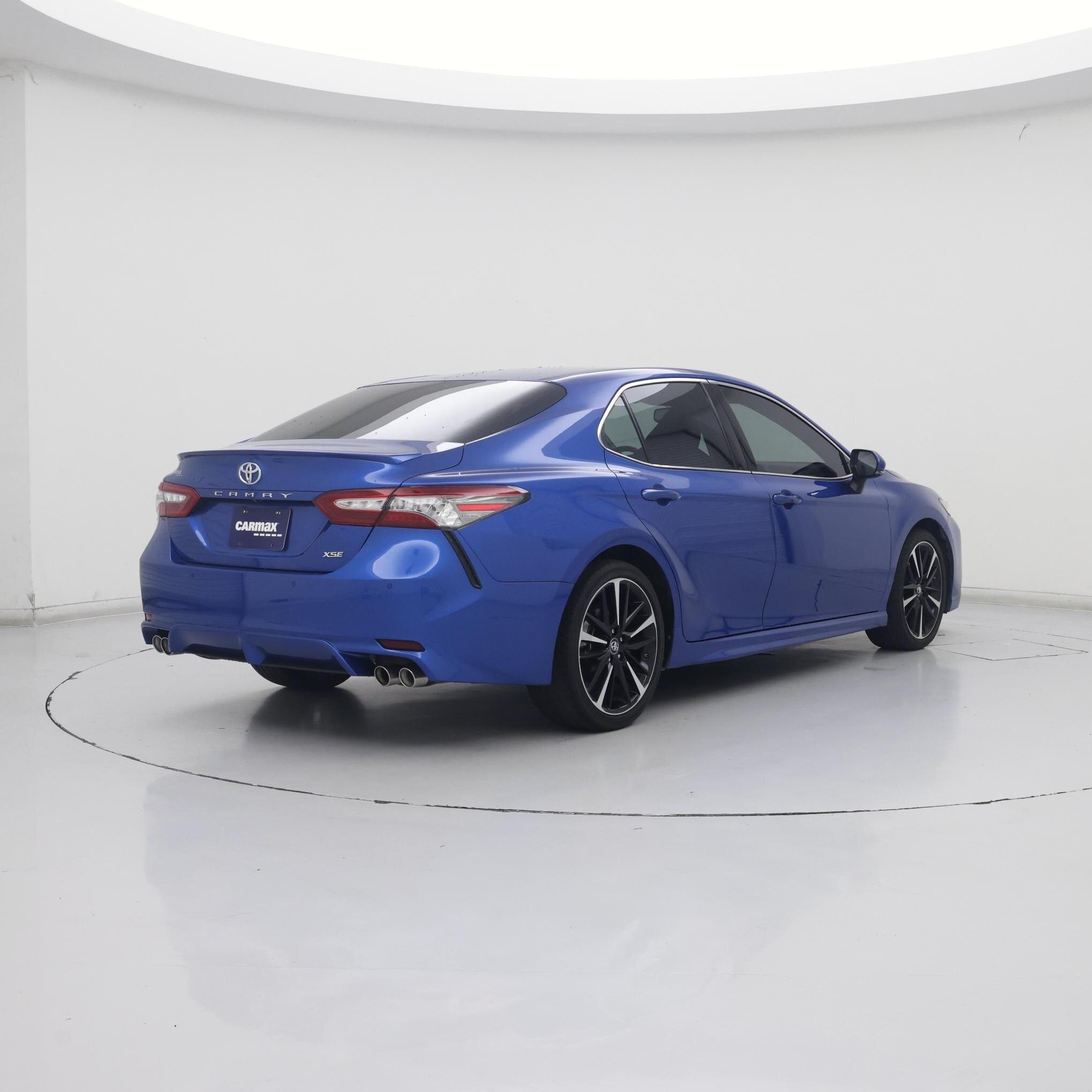 Thumbnail: 2018 Toyota Camry - 8