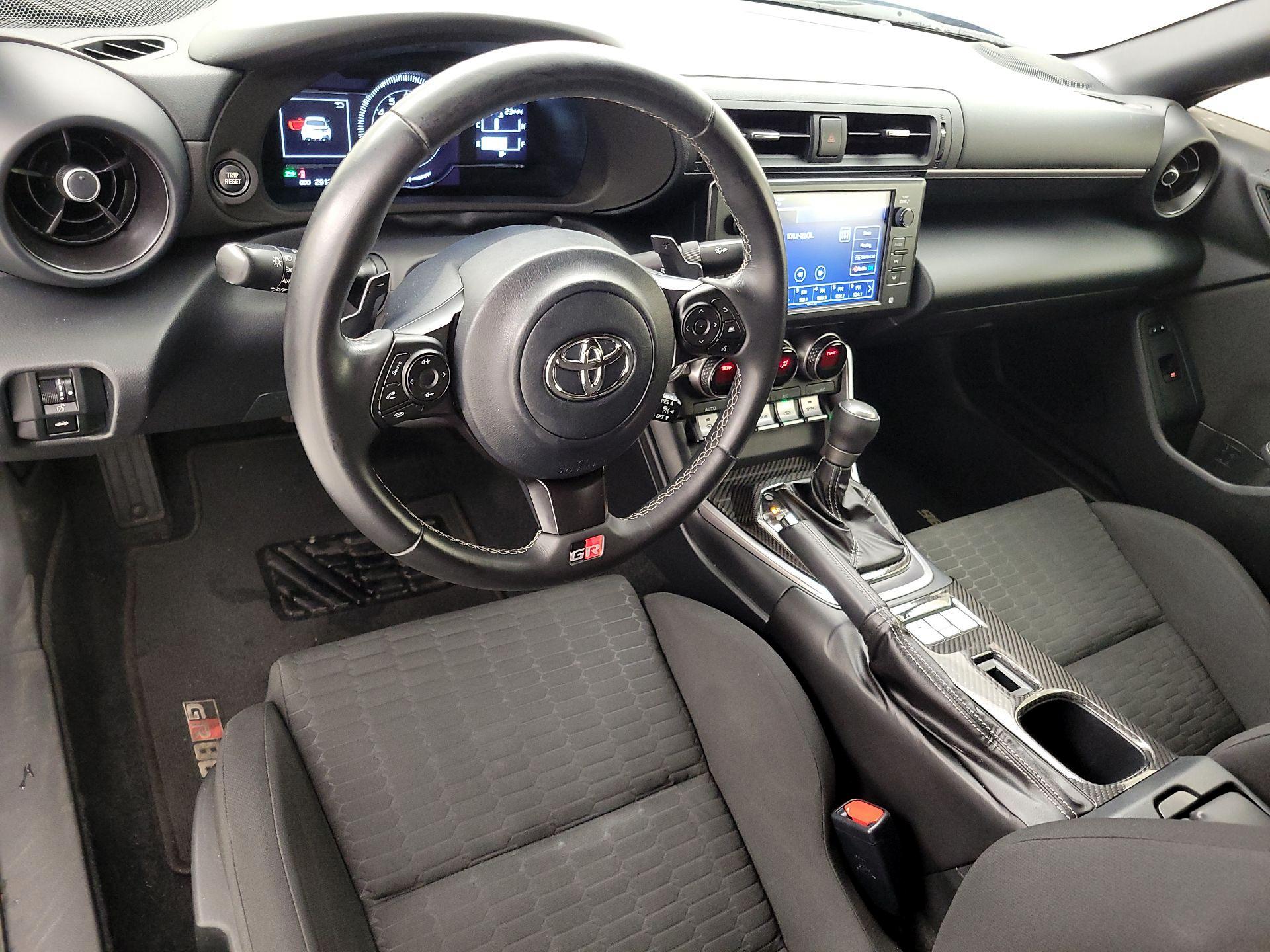Thumbnail: 2023 Toyota GR86 - 9