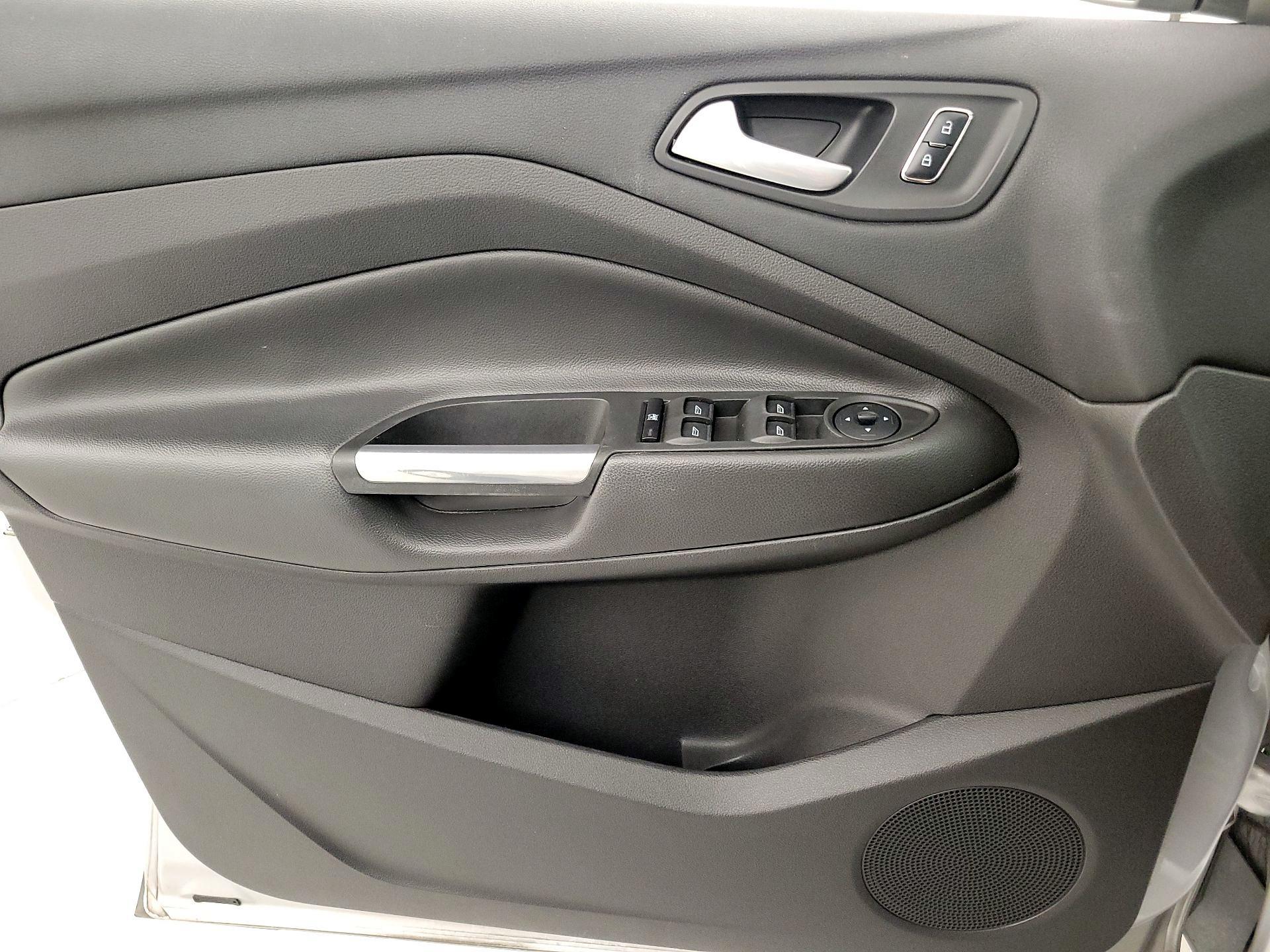 Thumbnail: 2015 Ford Escape - 12