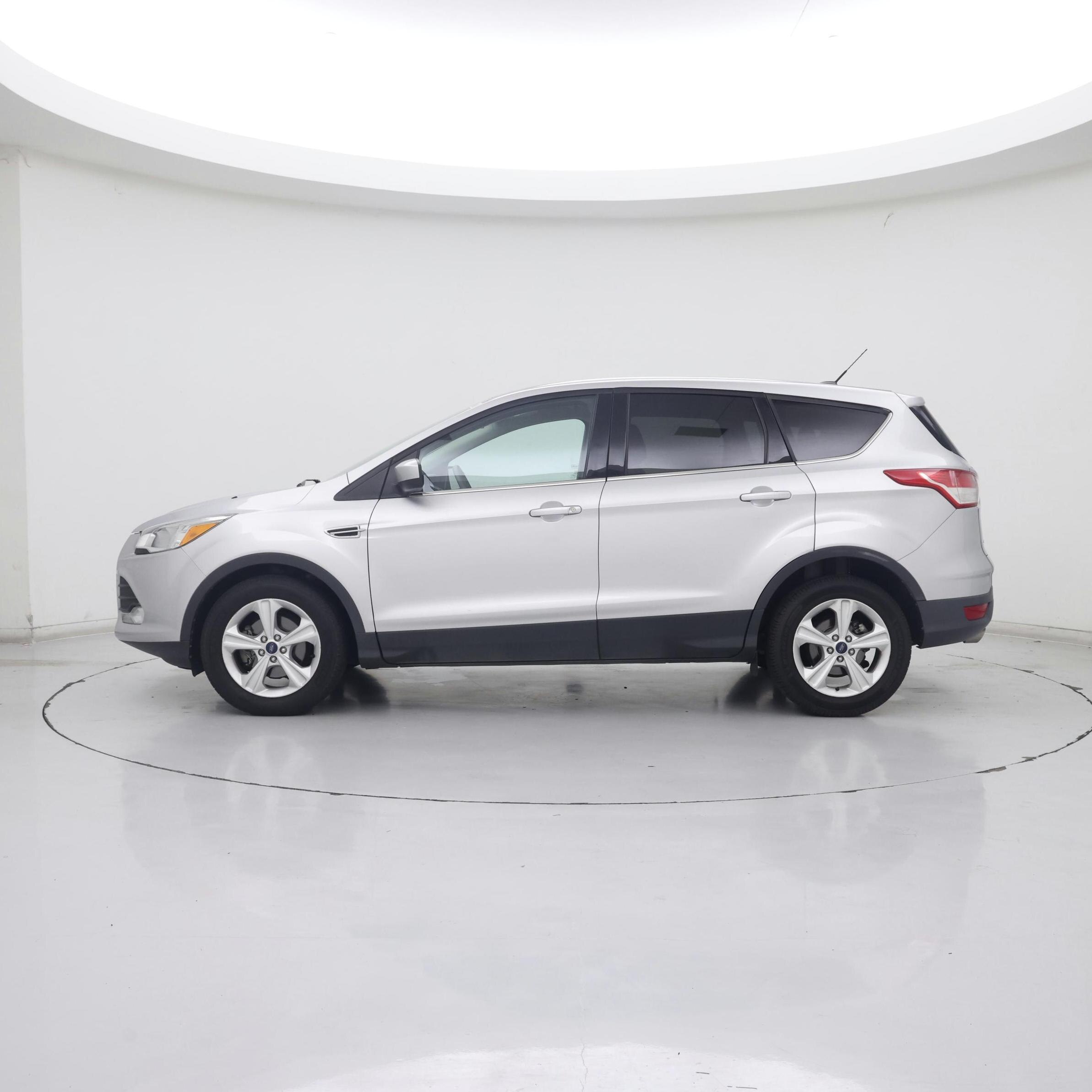 Thumbnail: 2015 Ford Escape - 3