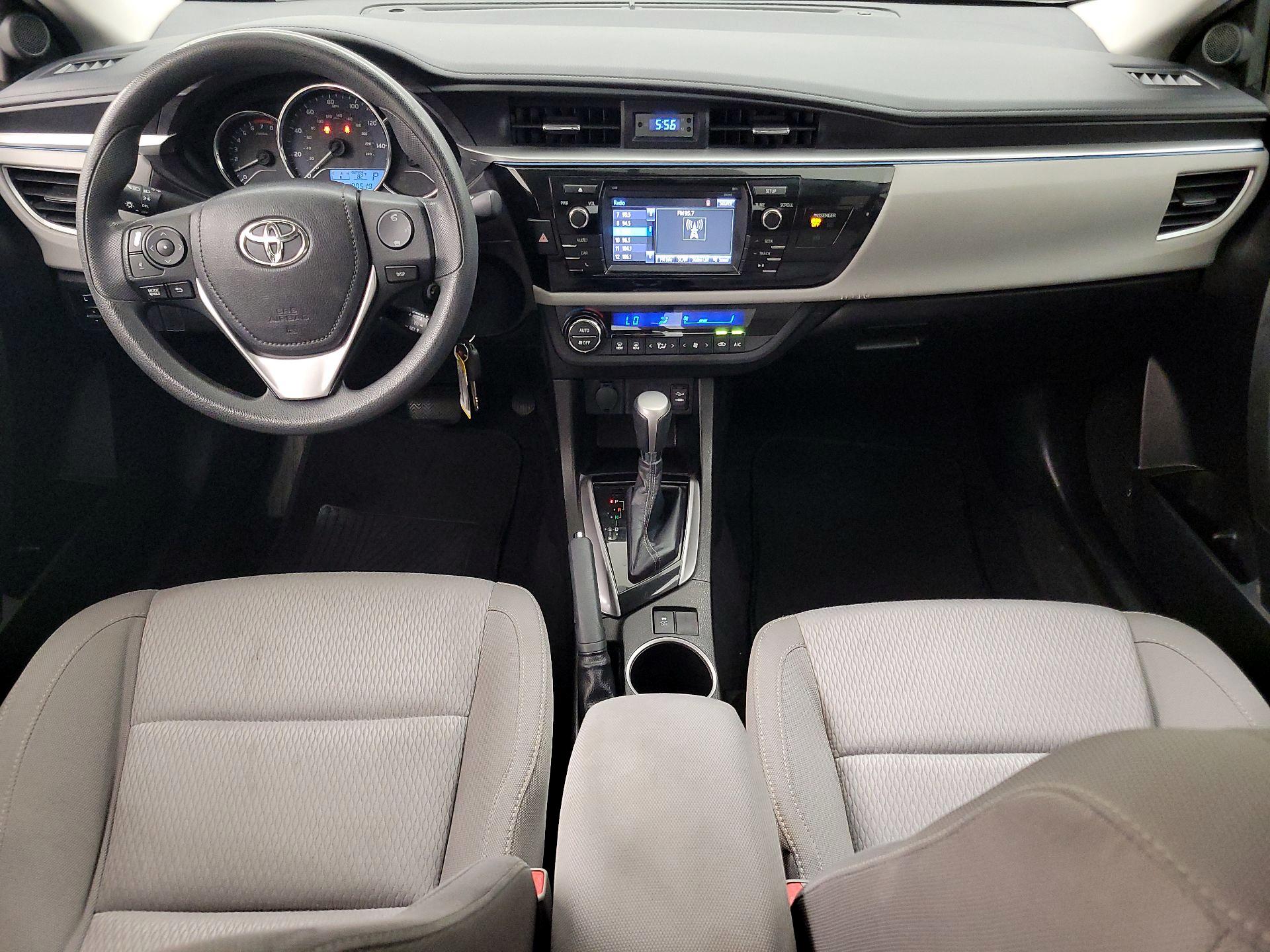 Thumbnail: 2015 Toyota Corolla - 9