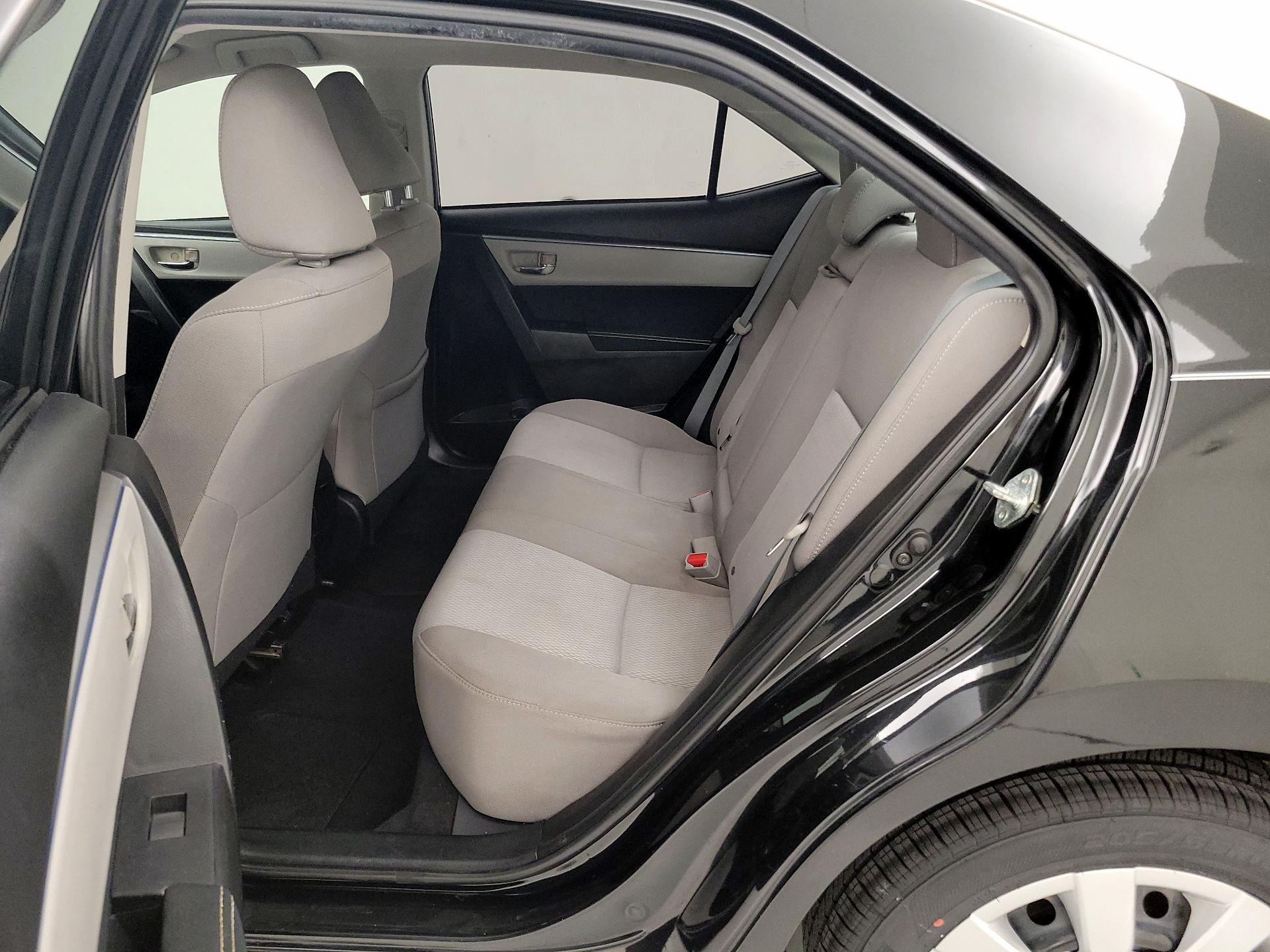 Thumbnail: 2015 Toyota Corolla - 19