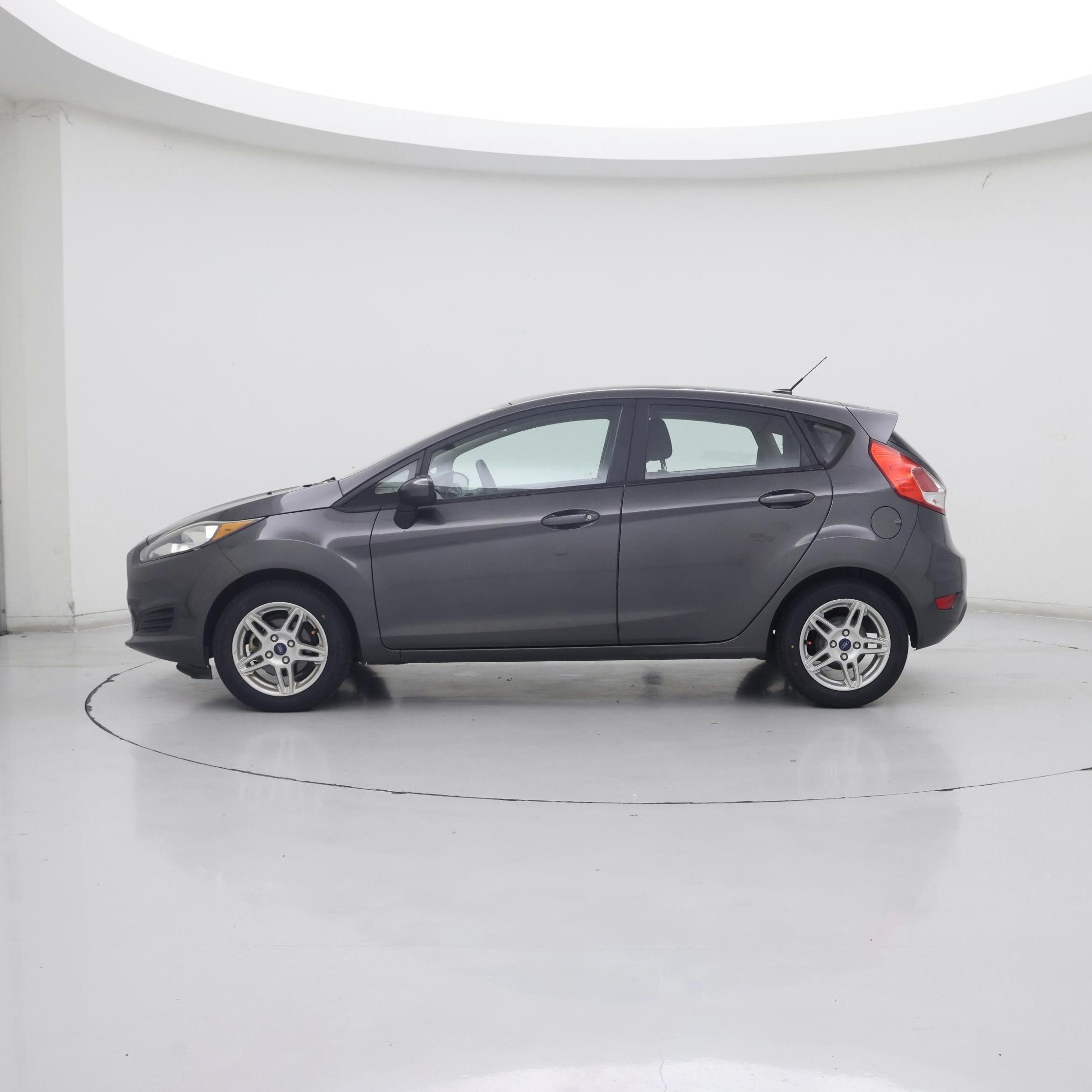 Thumbnail: 2017 Ford Fiesta - 3