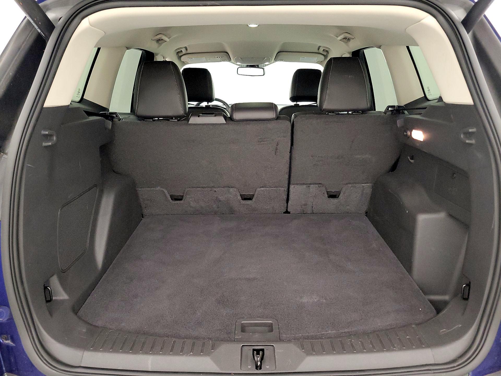 Thumbnail: 2016 Ford Escape - 20