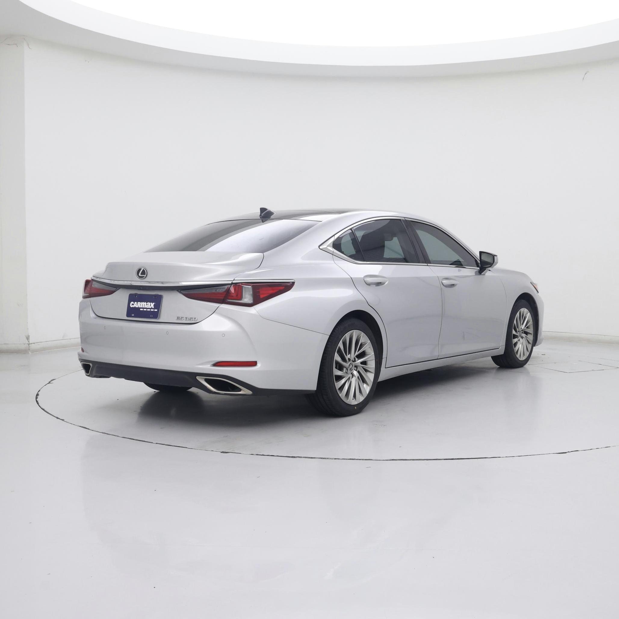 Thumbnail: 2021 Lexus ES - 8