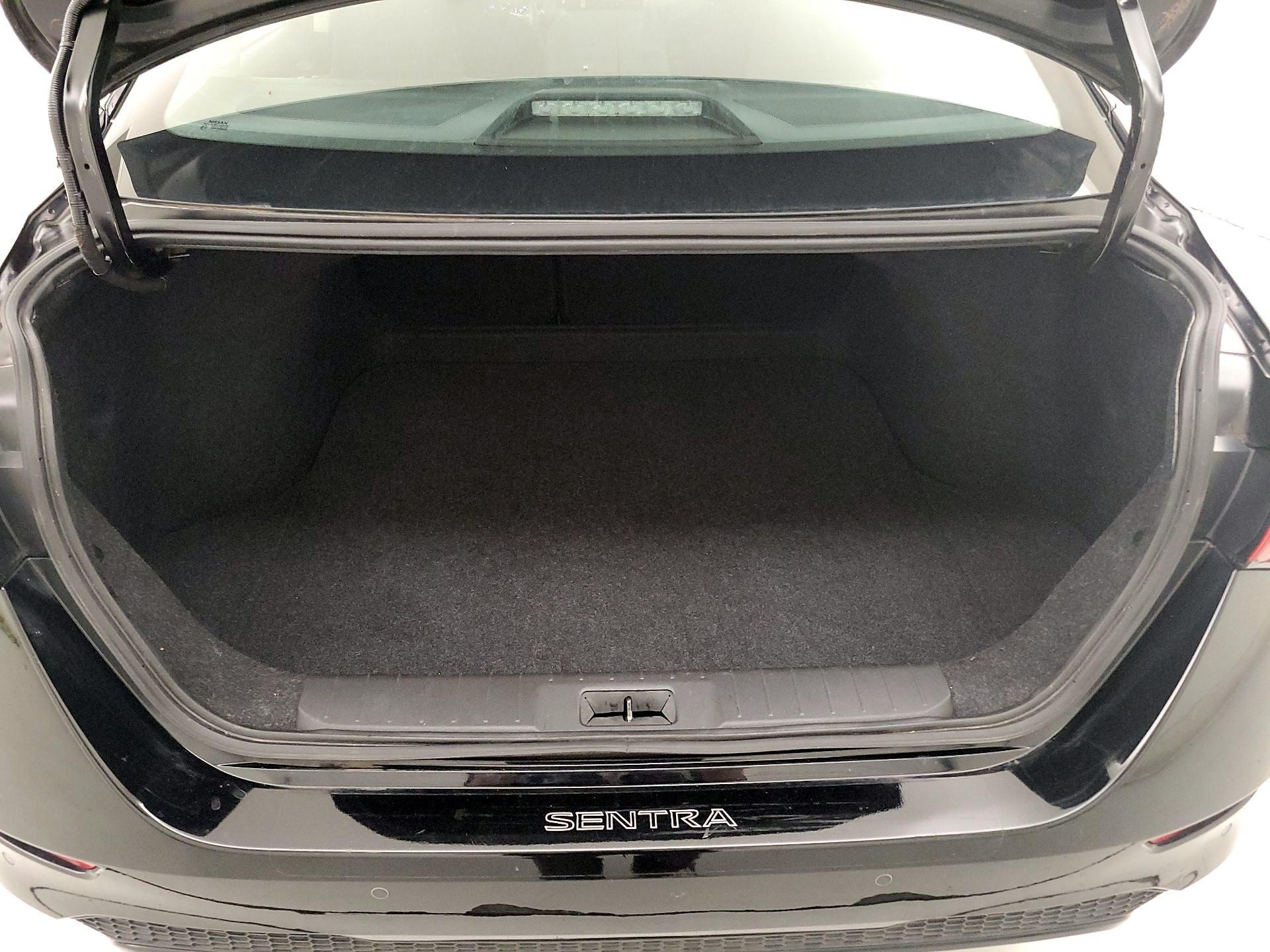 Thumbnail: 2021 Nissan Sentra - 20