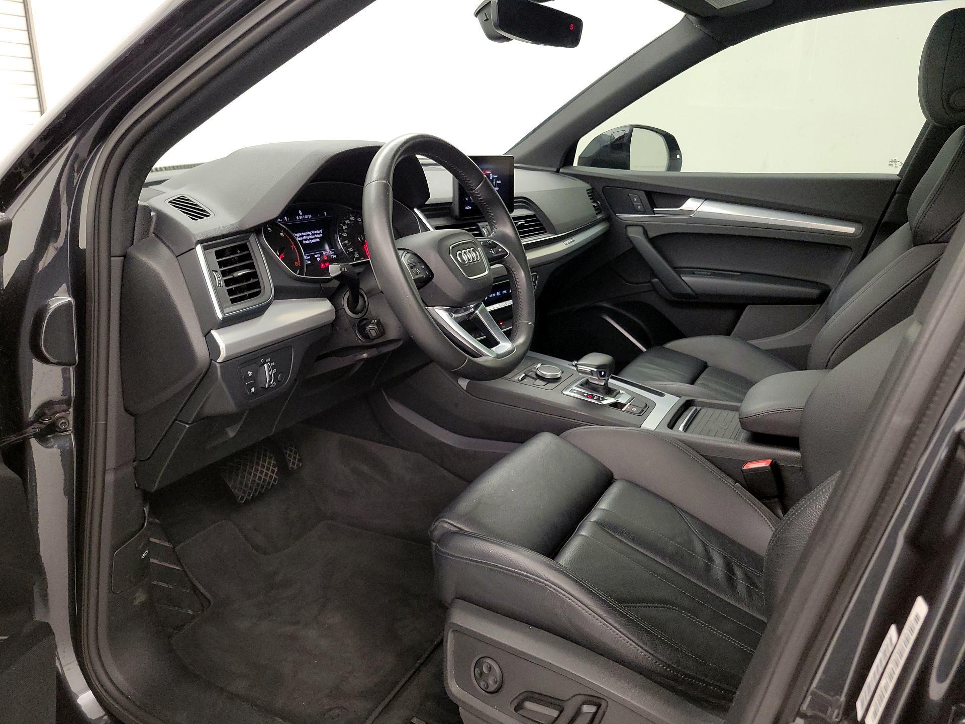 Thumbnail: 2020 Audi Q5 - 11