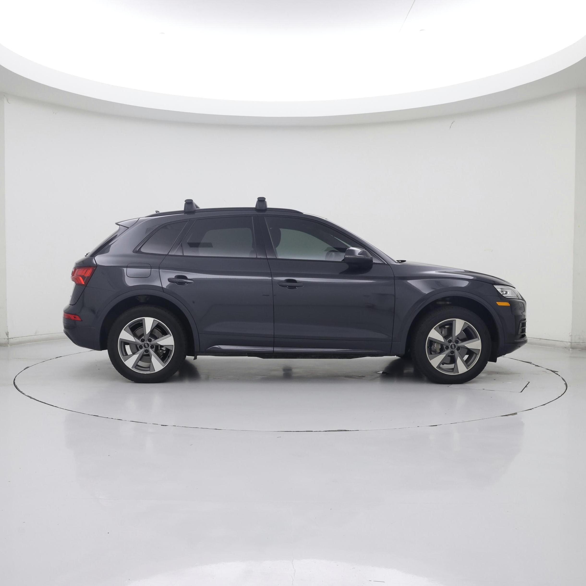 Thumbnail: 2020 Audi Q5 - 7