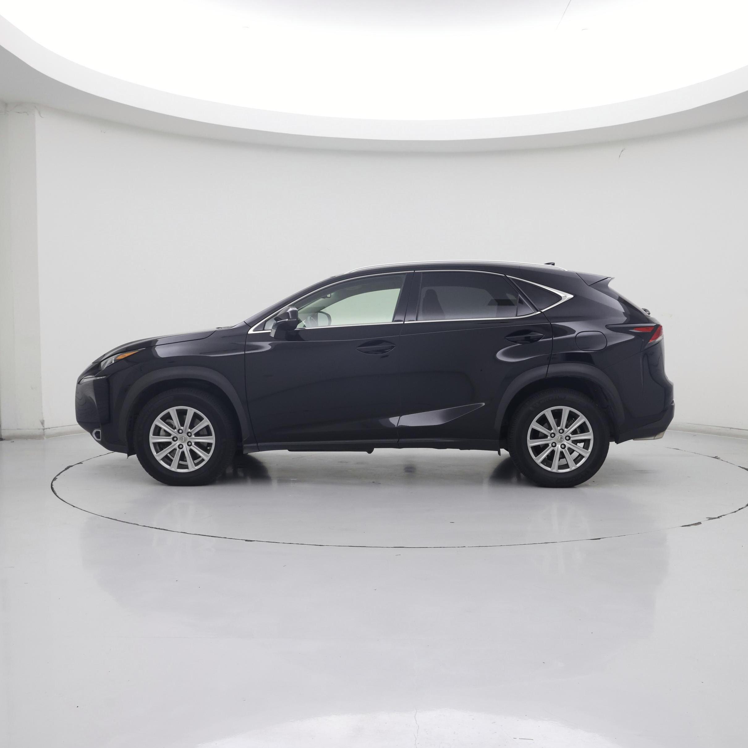 Thumbnail: 2015 Lexus NX - 3