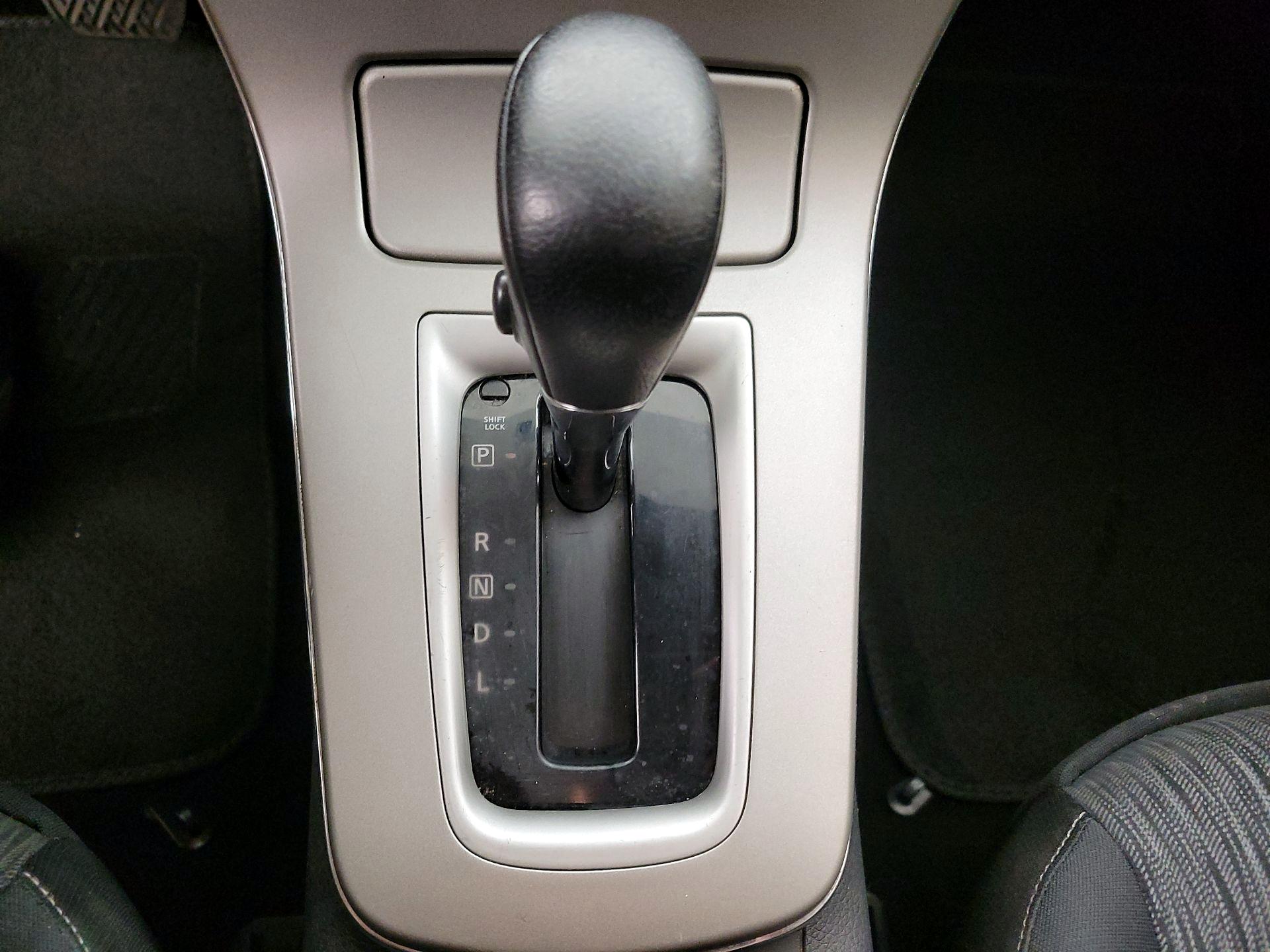 Thumbnail: 2015 Nissan Sentra - 17