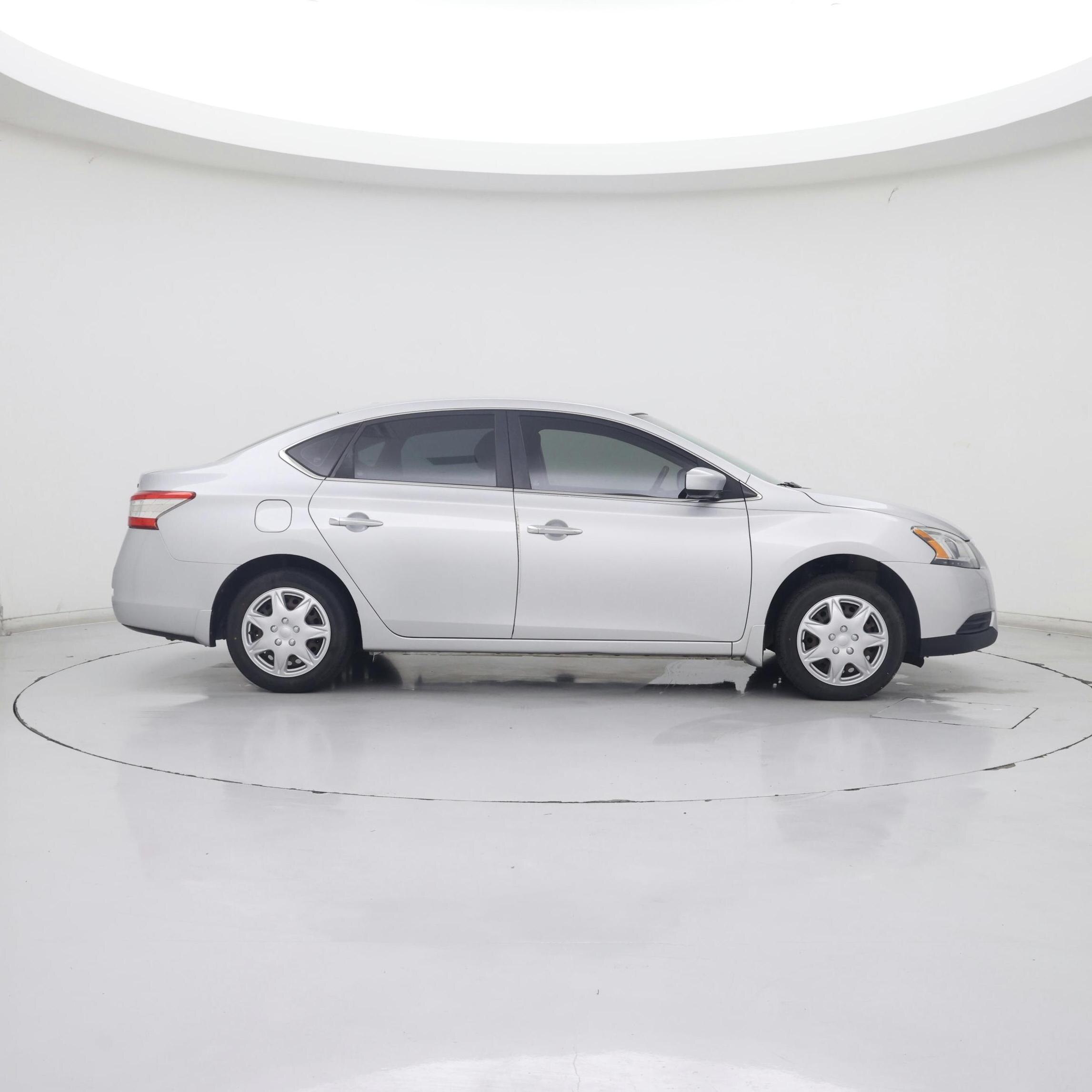 Thumbnail: 2015 Nissan Sentra - 7