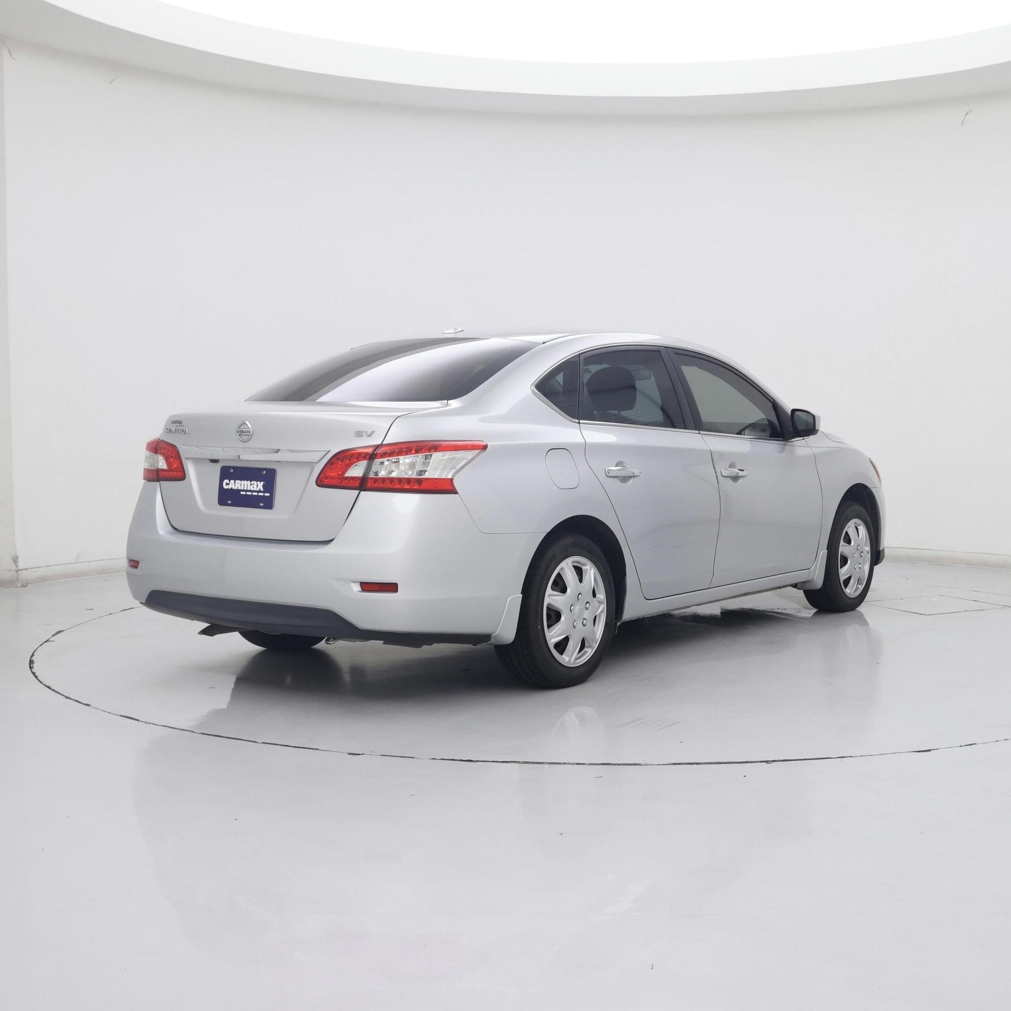 Thumbnail: 2015 Nissan Sentra - 8