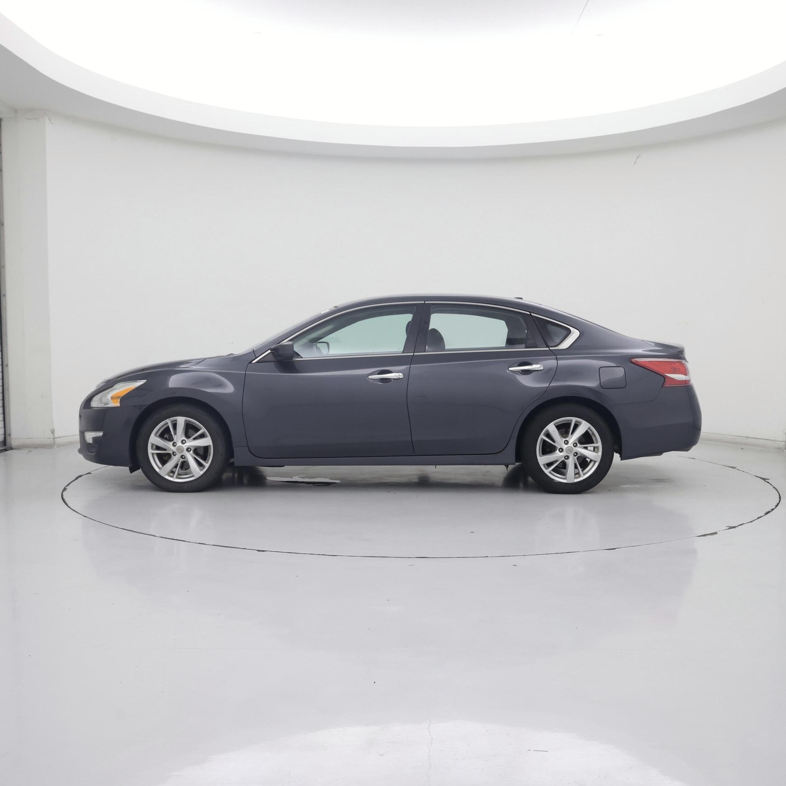 Thumbnail: 2013 Nissan Altima - 3