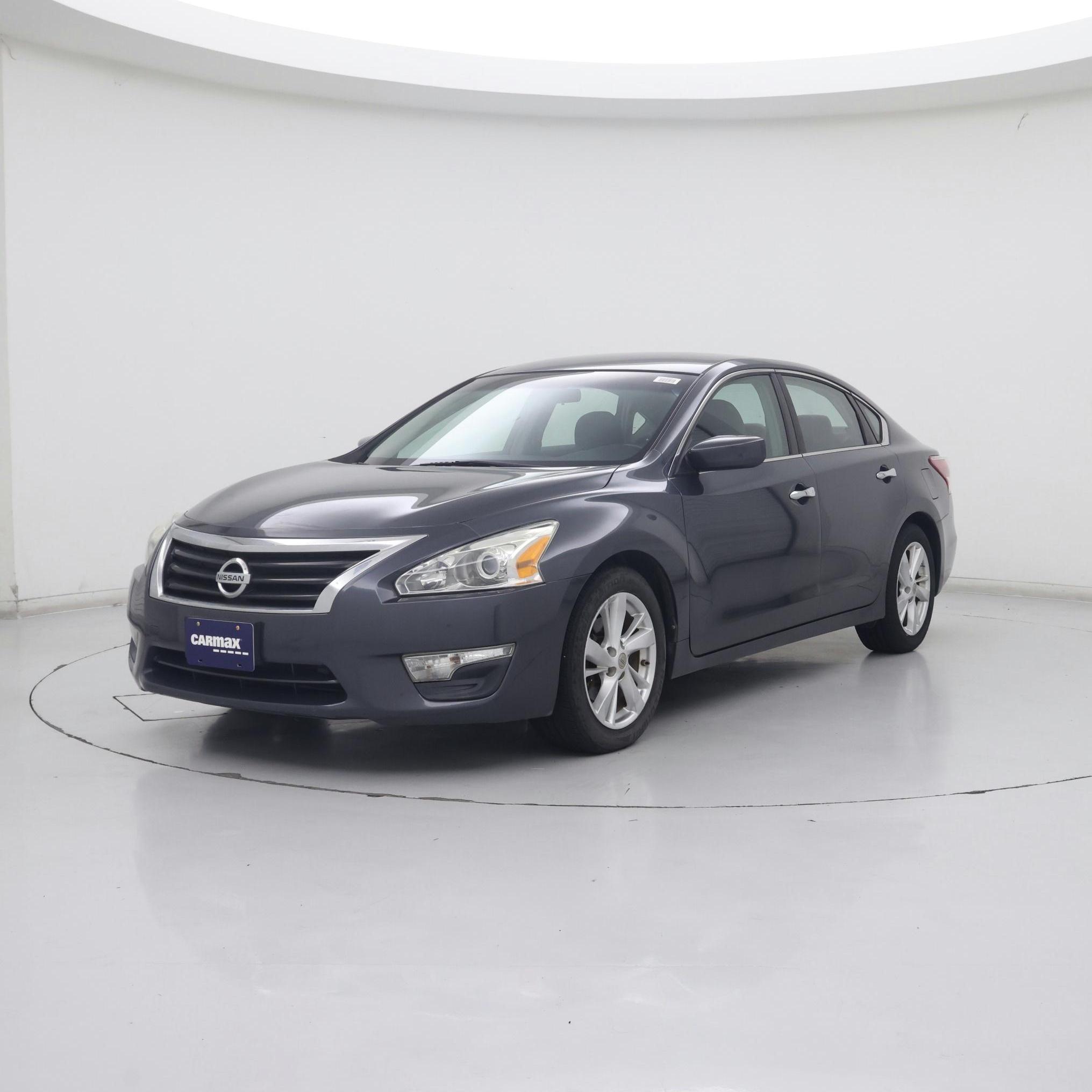 Thumbnail: 2013 Nissan Altima - 4