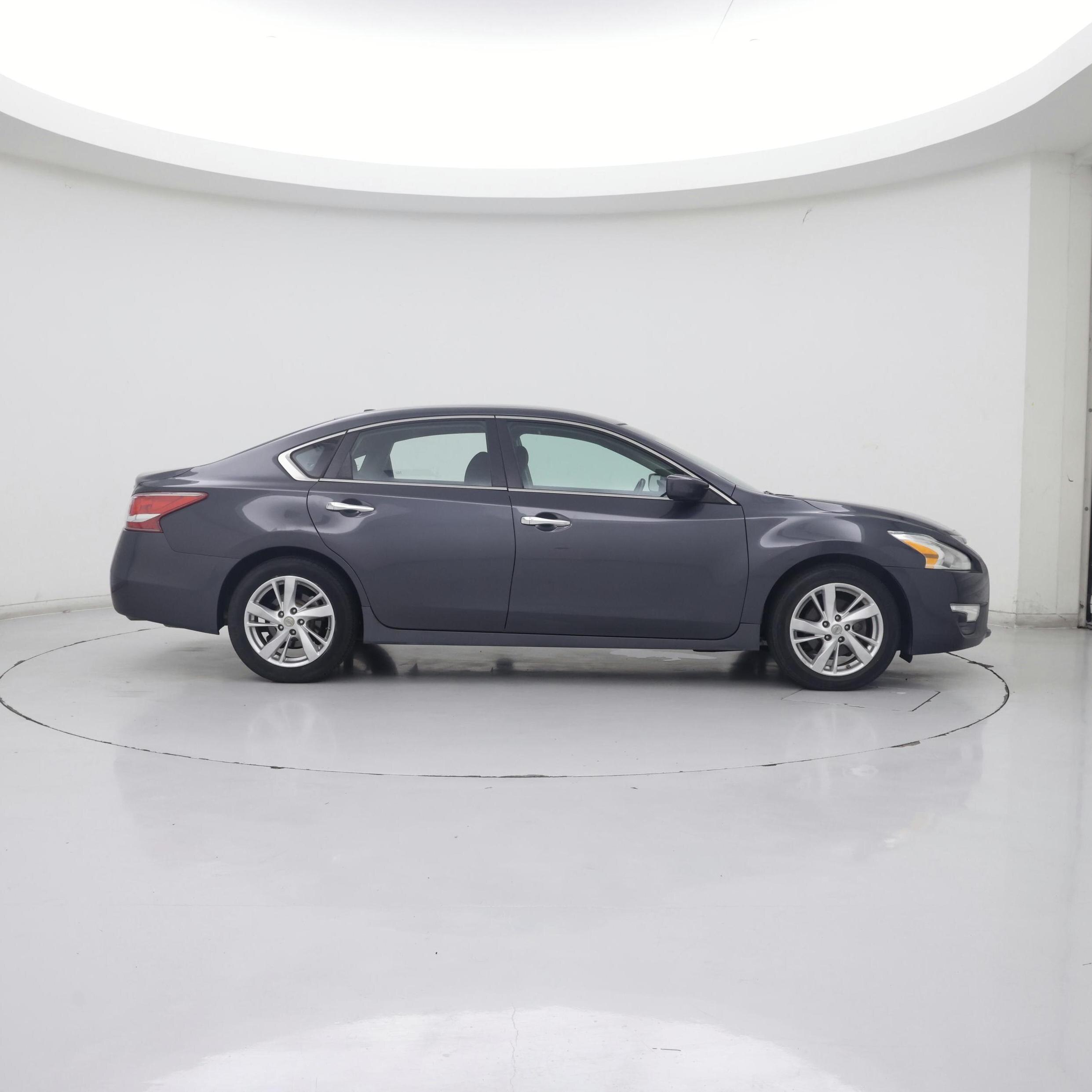 Thumbnail: 2013 Nissan Altima - 7