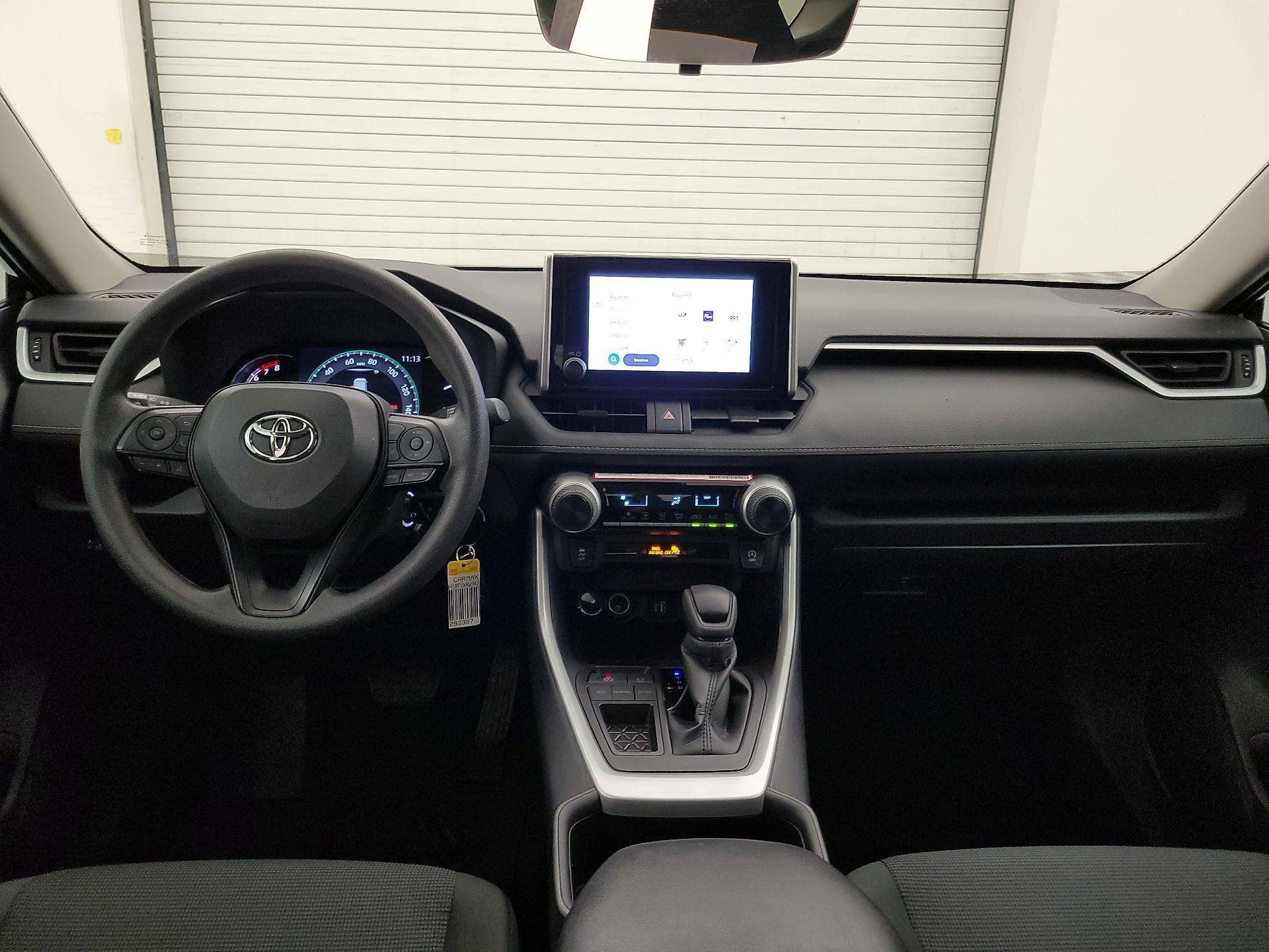 Thumbnail: 2024 Toyota RAV4 - 9