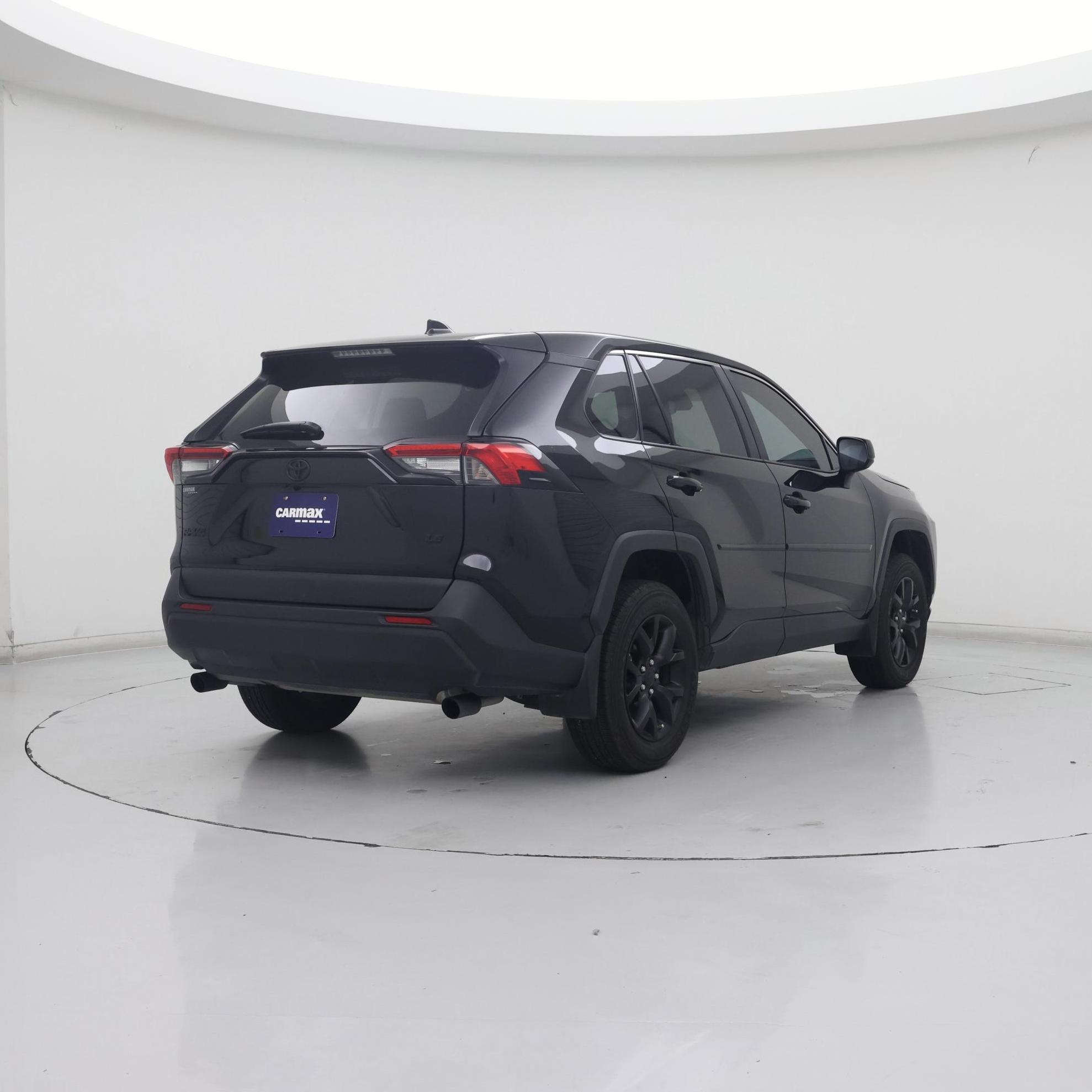 Thumbnail: 2024 Toyota RAV4 - 8