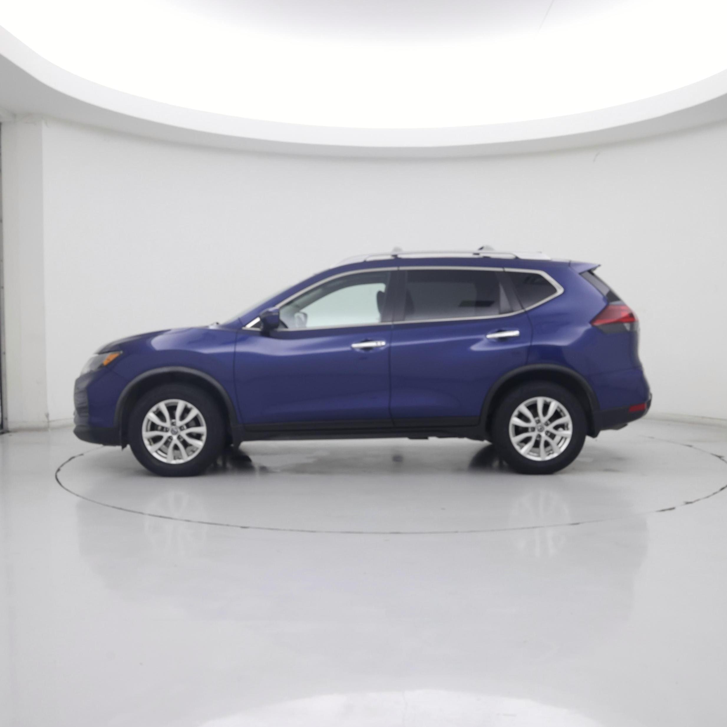 Thumbnail: 2020 Nissan Rogue - 3
